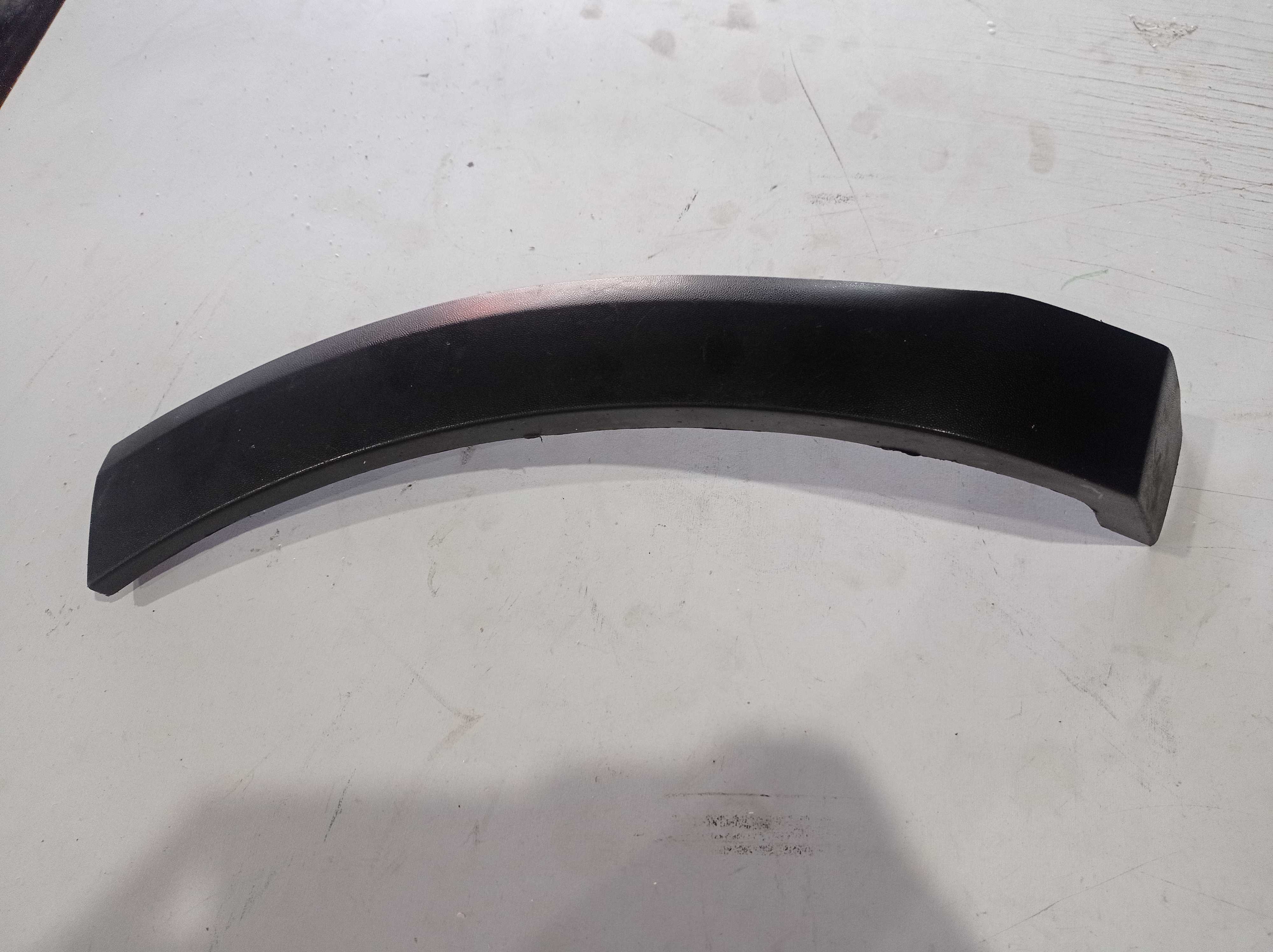 MOLDURA PARALAMA DIANTEIRO DIREITO VOLKSWAGEN FOX 2015 1