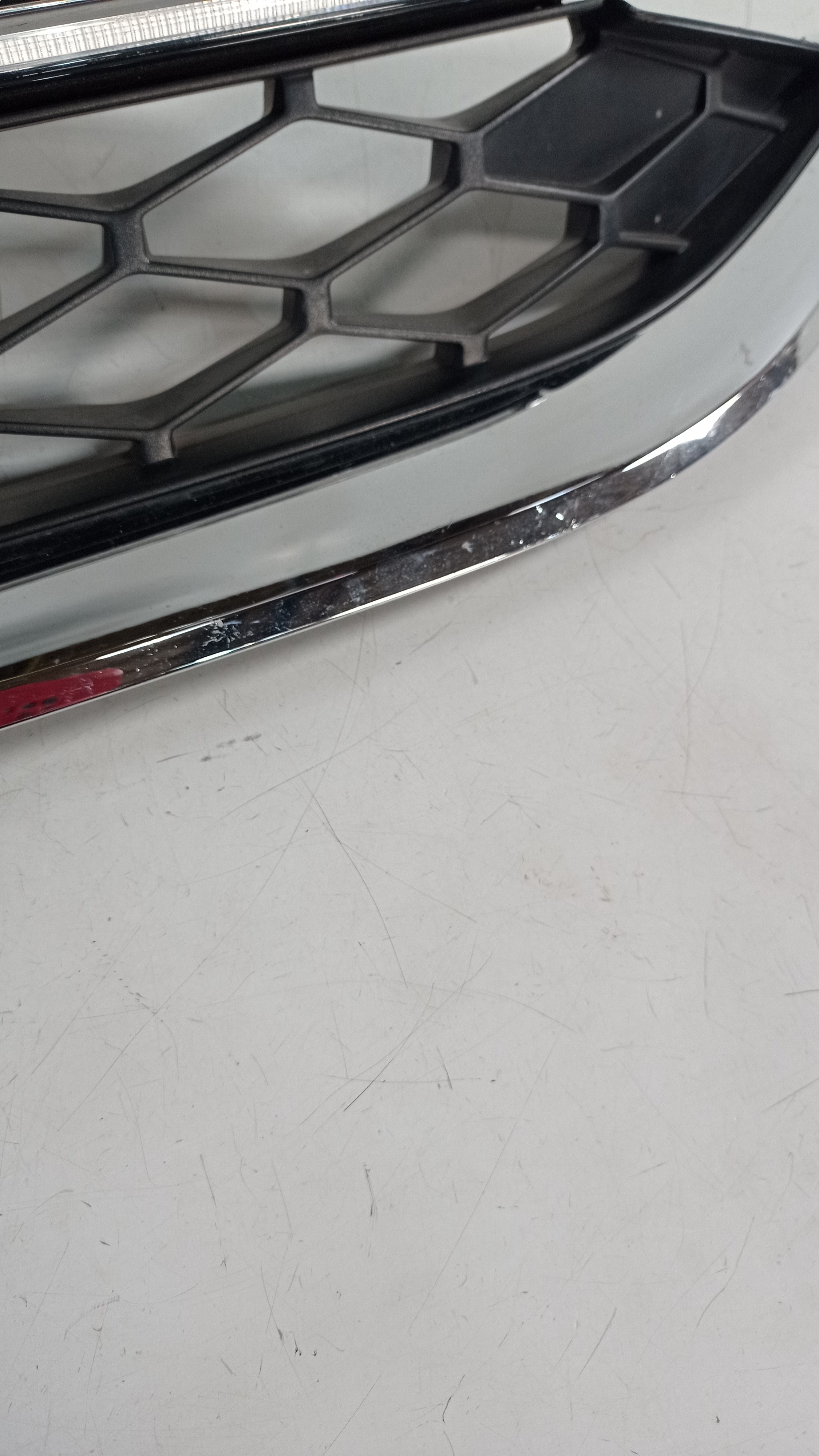 Grade Dianteira Volkswagen Taos 2022 Orig Para Recuperar 7