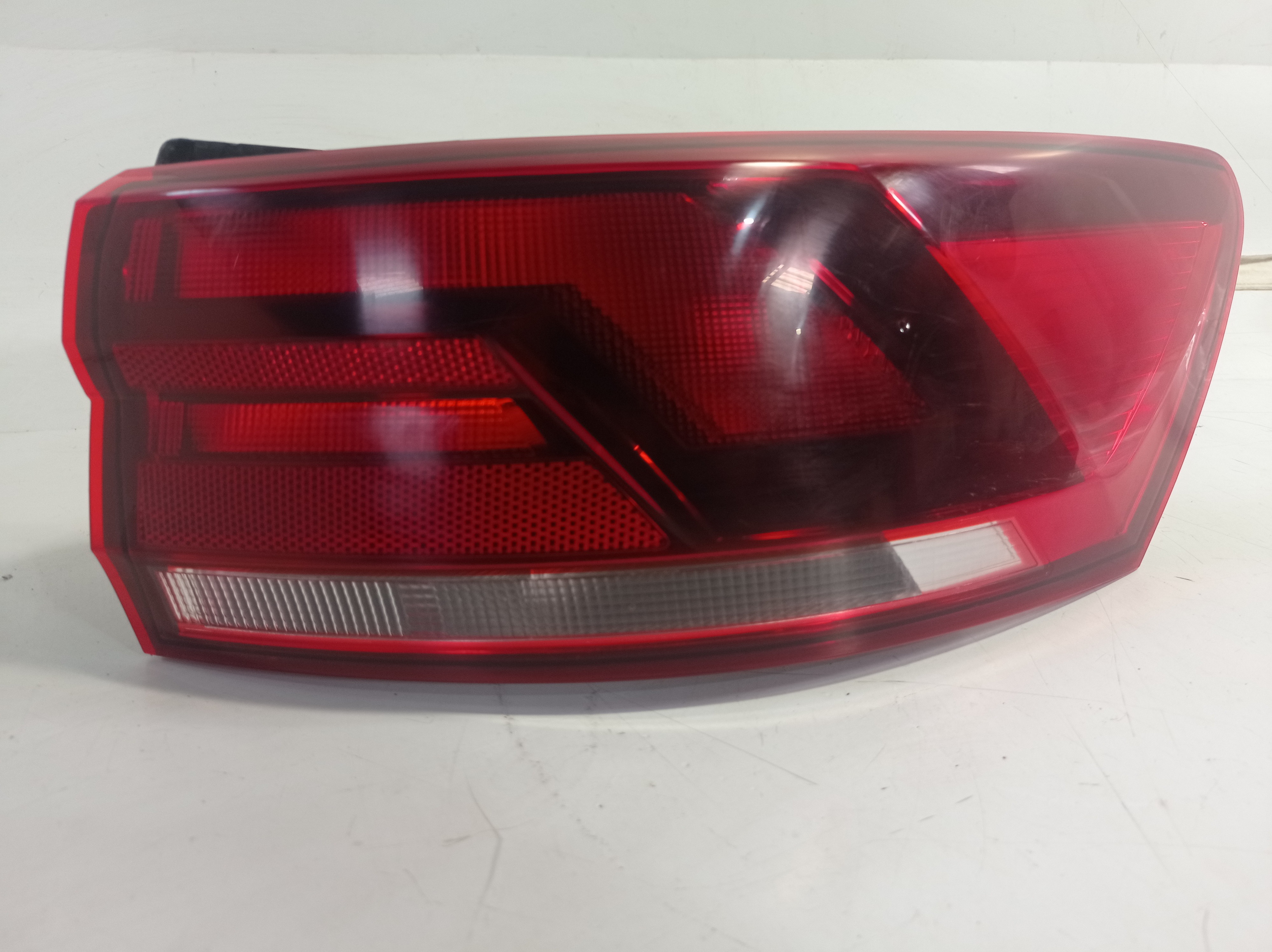 Lanterna Traseira Direita Vw Polo Virtus 2018 A 2021 2