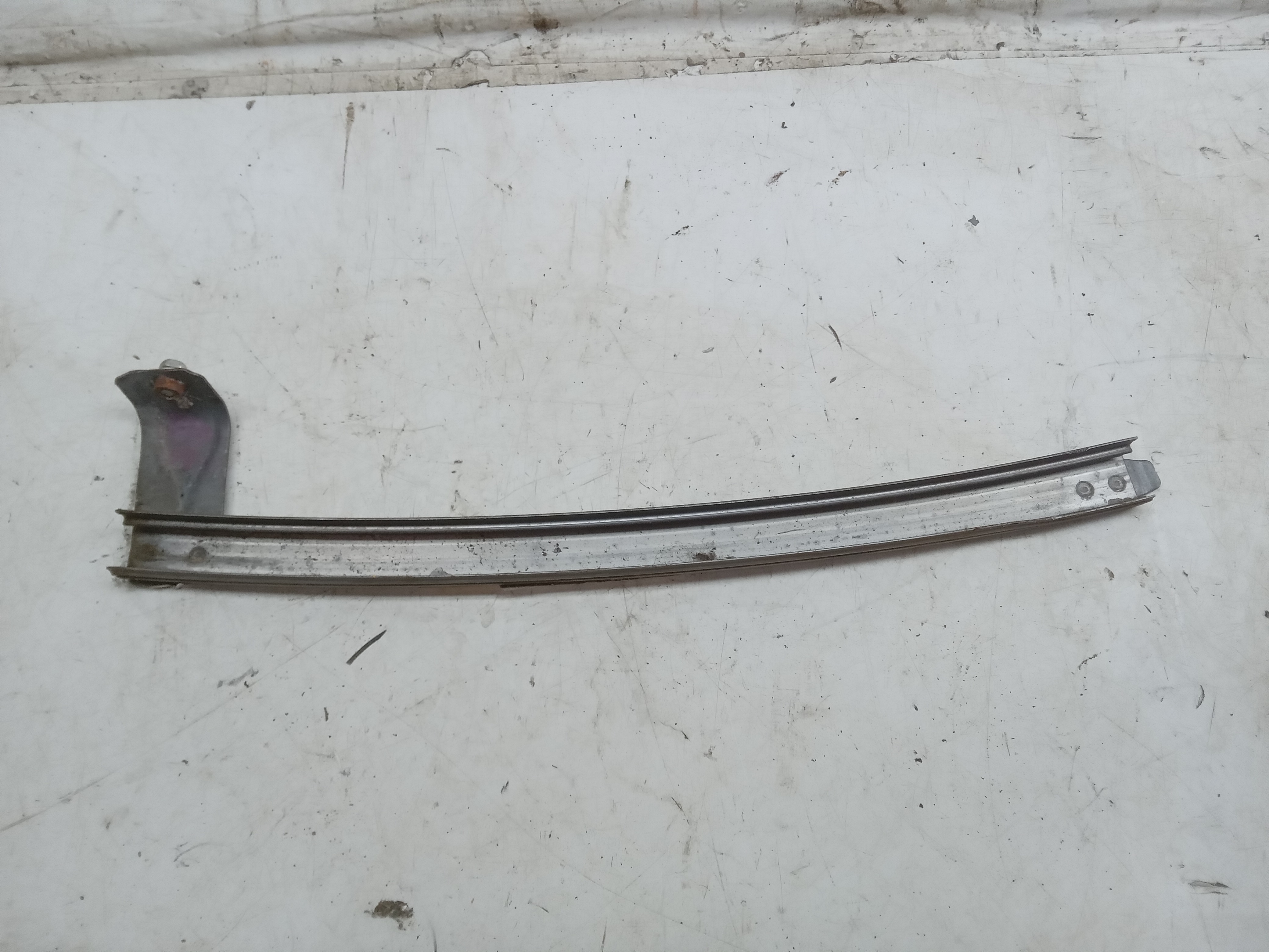 Canaleta Guia Vidro Dianteiro LE Mitsubishi Lancer 2016 4