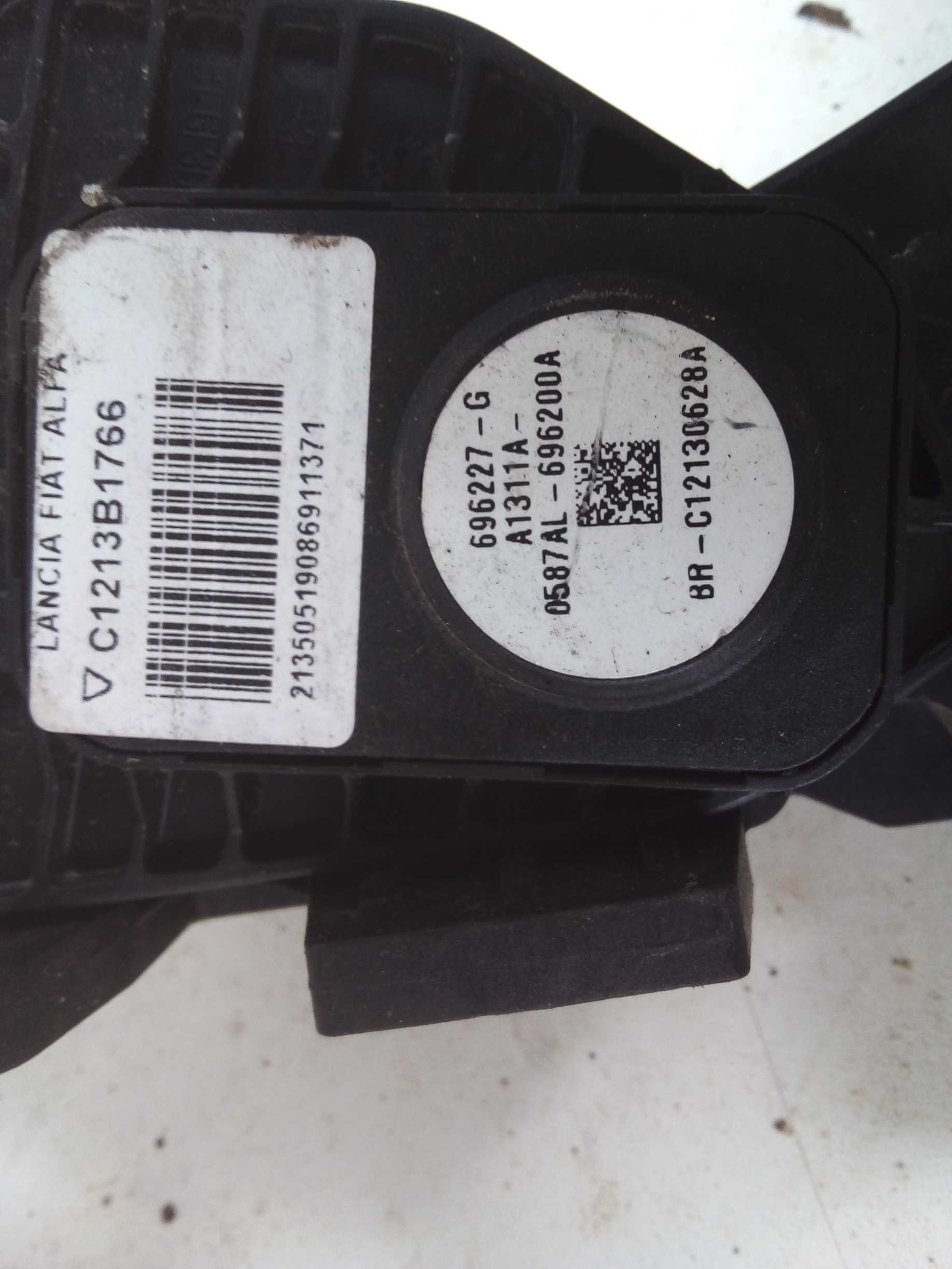 PEDAL ACELERADOR UNO PALIO 2012 696227G 1
