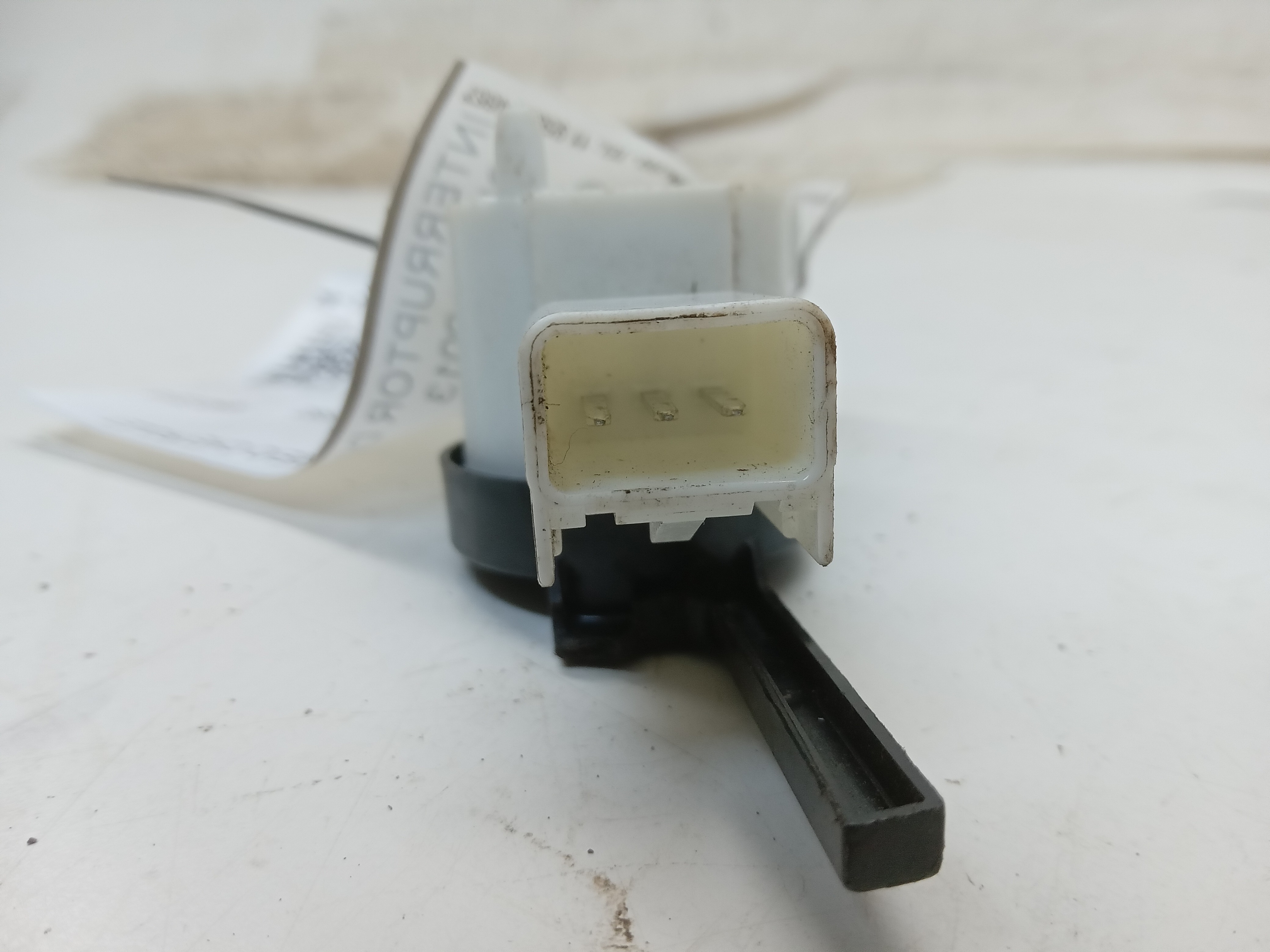 INTERRUPTOR DE FREIO CHEVROLET COBALT 2013 3