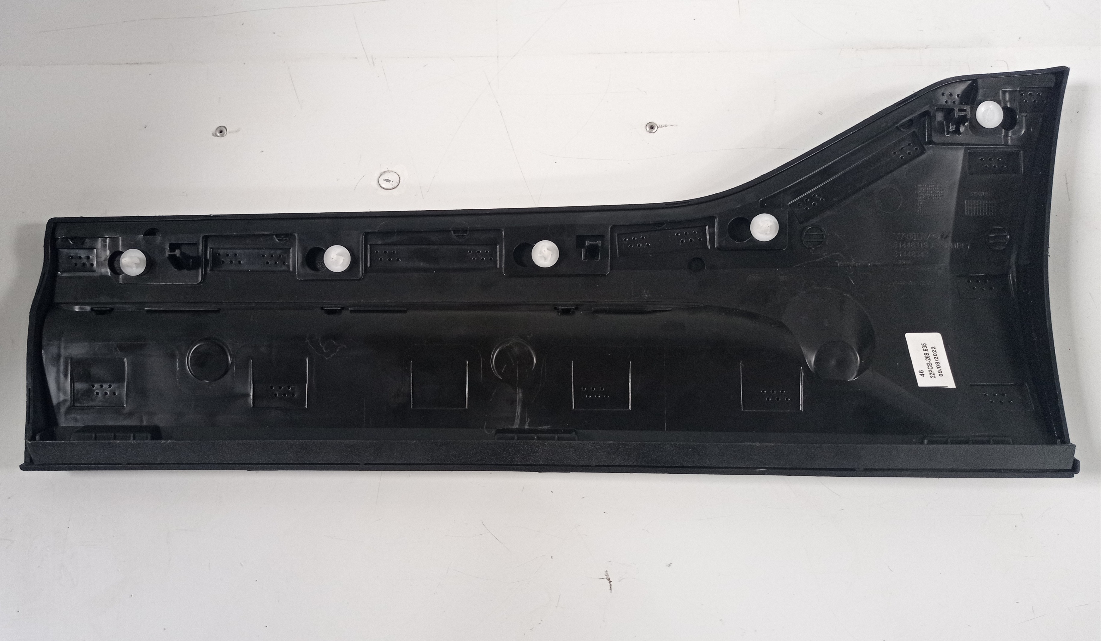 31448319 Moldura Friso Porta Tras Dir Volvo Xc40 2017/2021 2