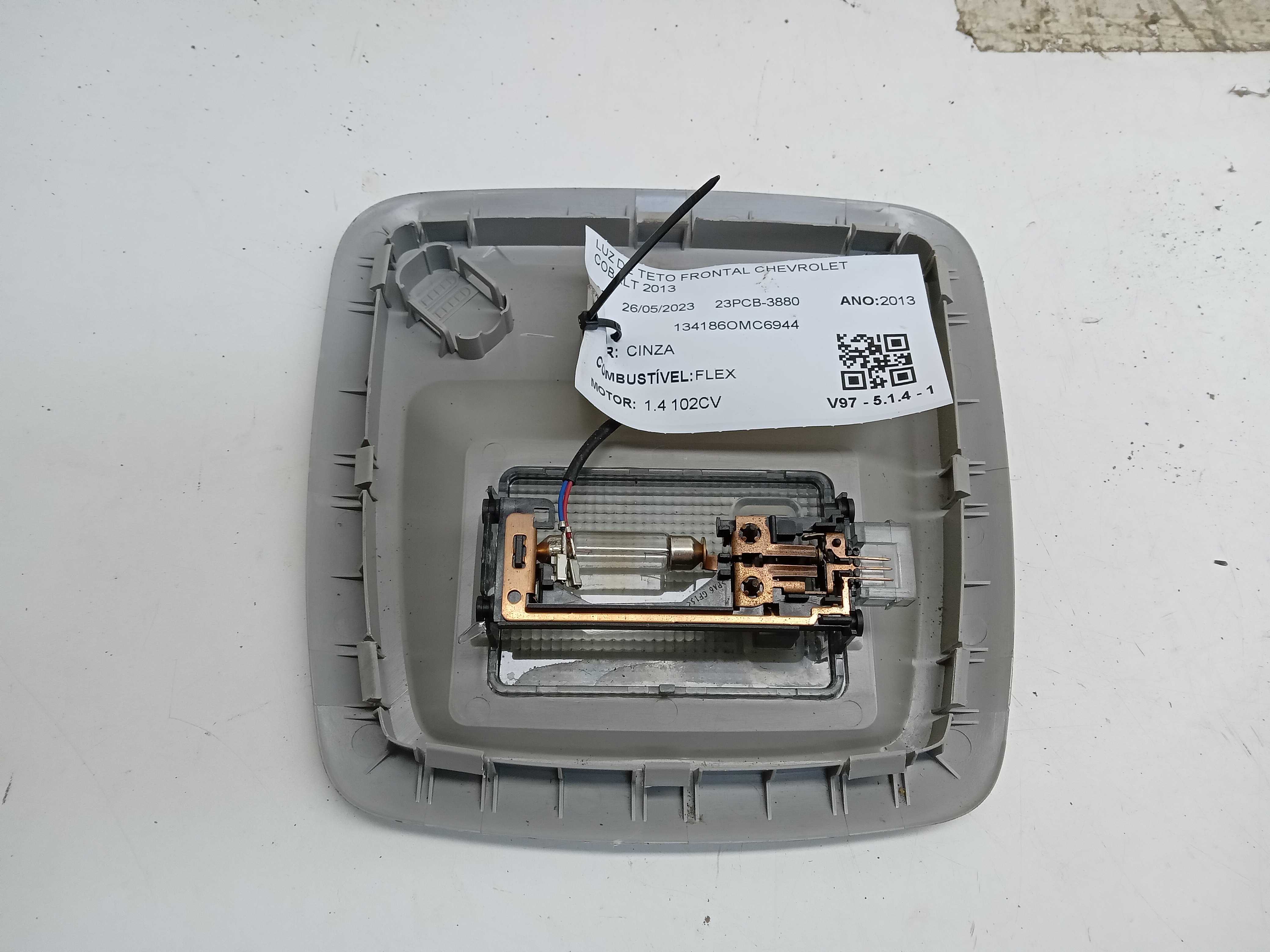 LUZ DE TETO FRONTAL CHEVROLET COBALT 2013 2