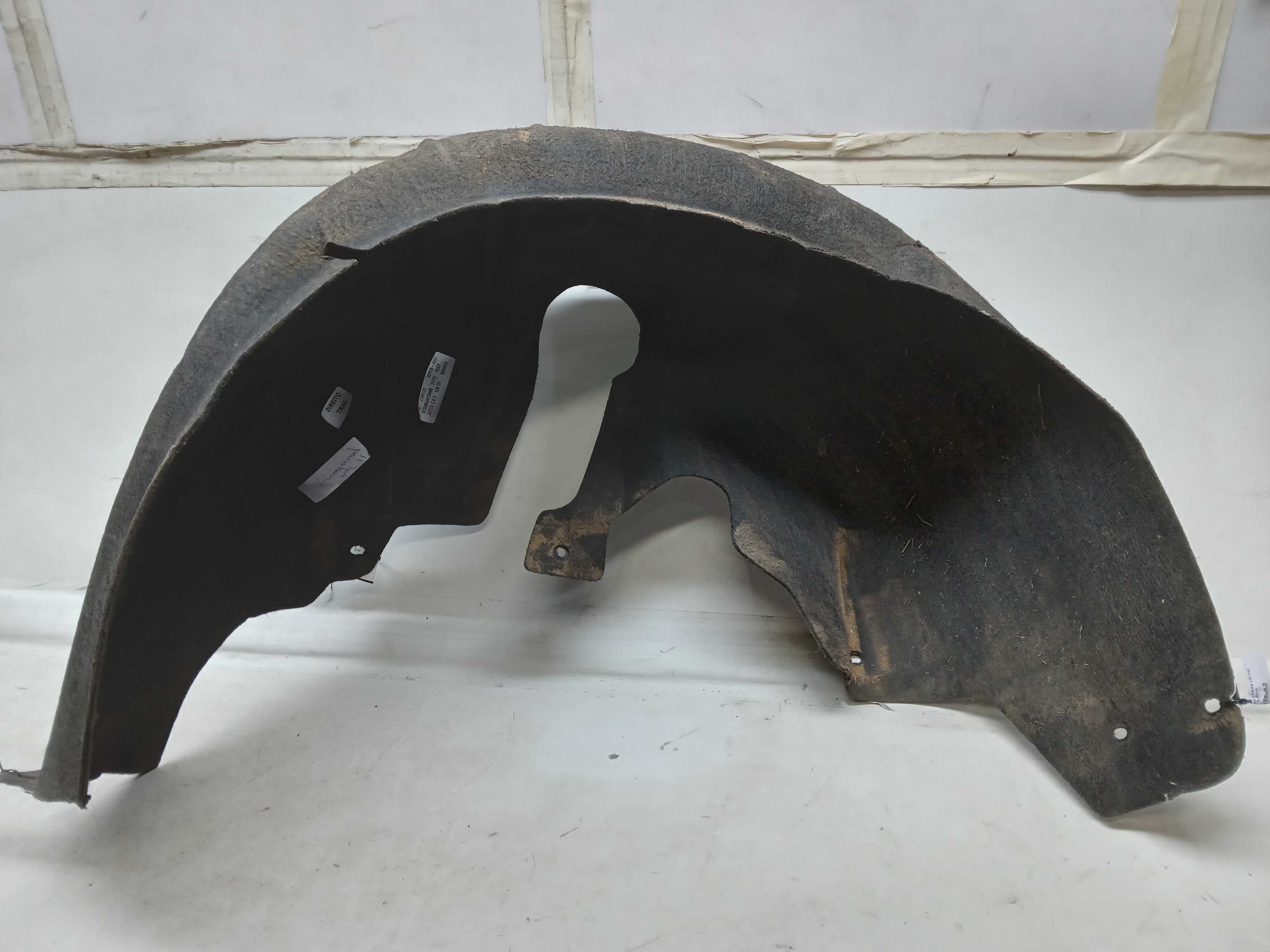 5C6810972 PARABARRO TRAS LD VW JETTA 2011 A 2014 1
