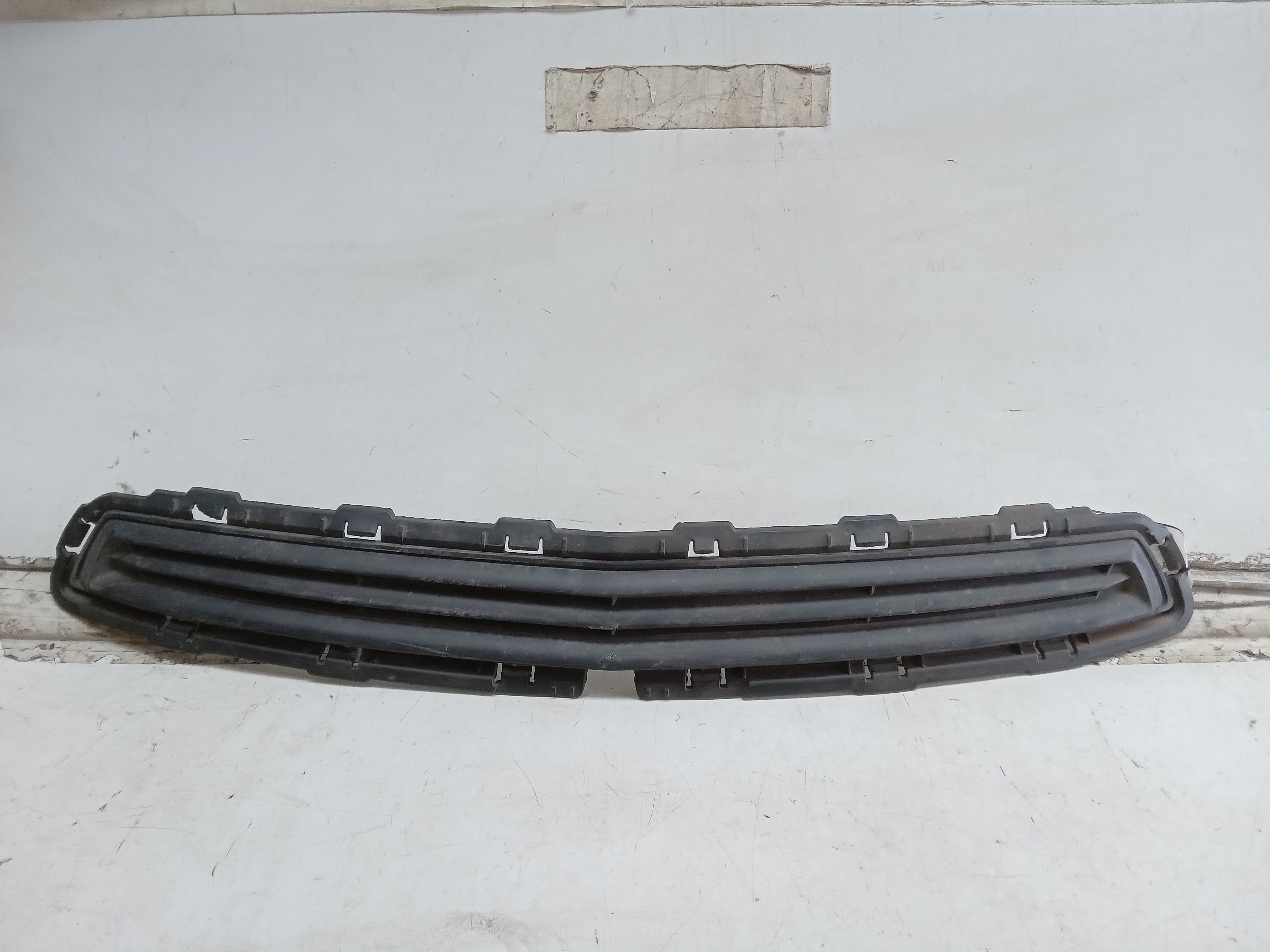 GRADE DIANTEIRA SUPERIOR GM ONIX 2016