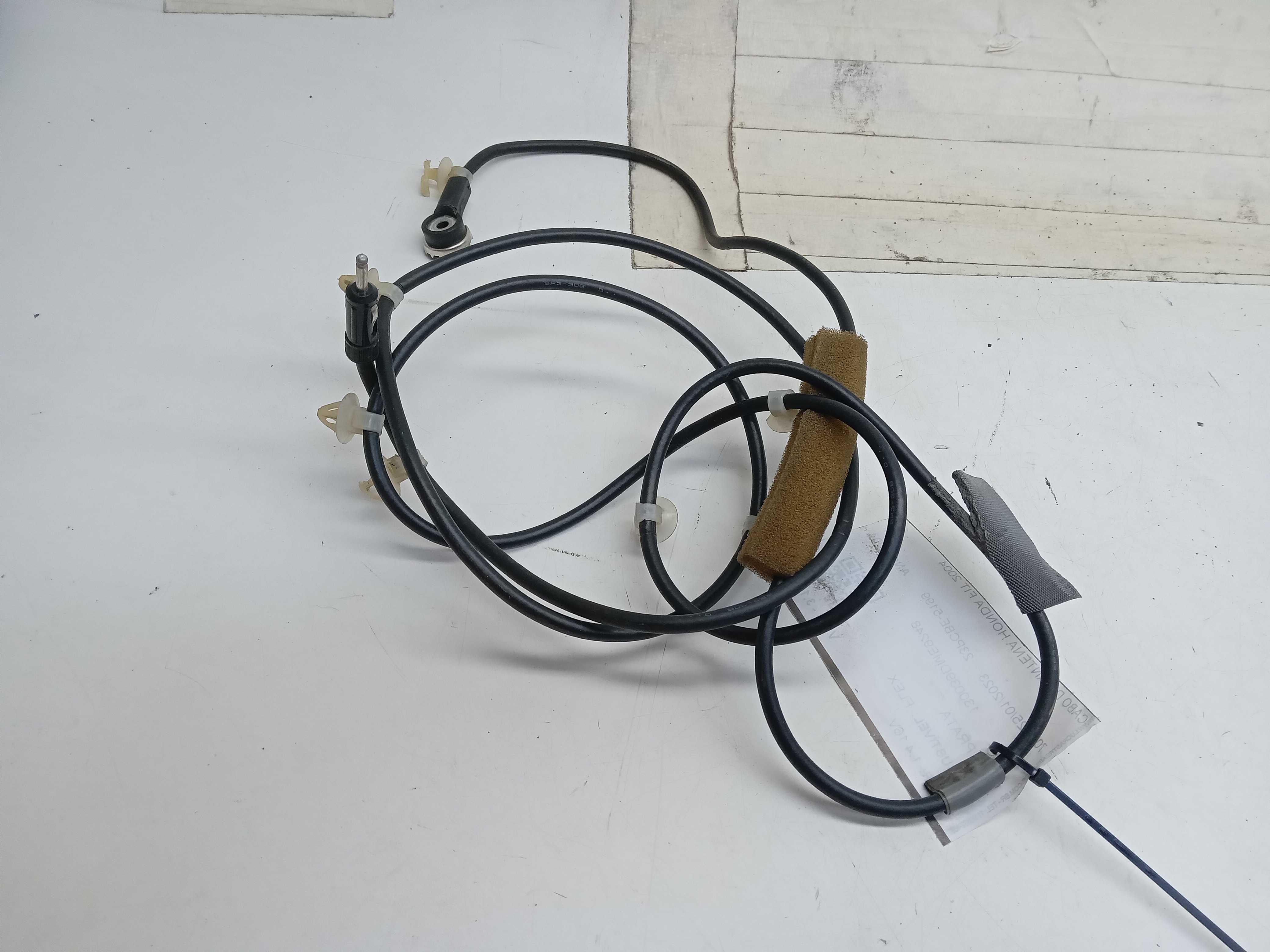CABO ANTENA HONDA FIT 2004 1