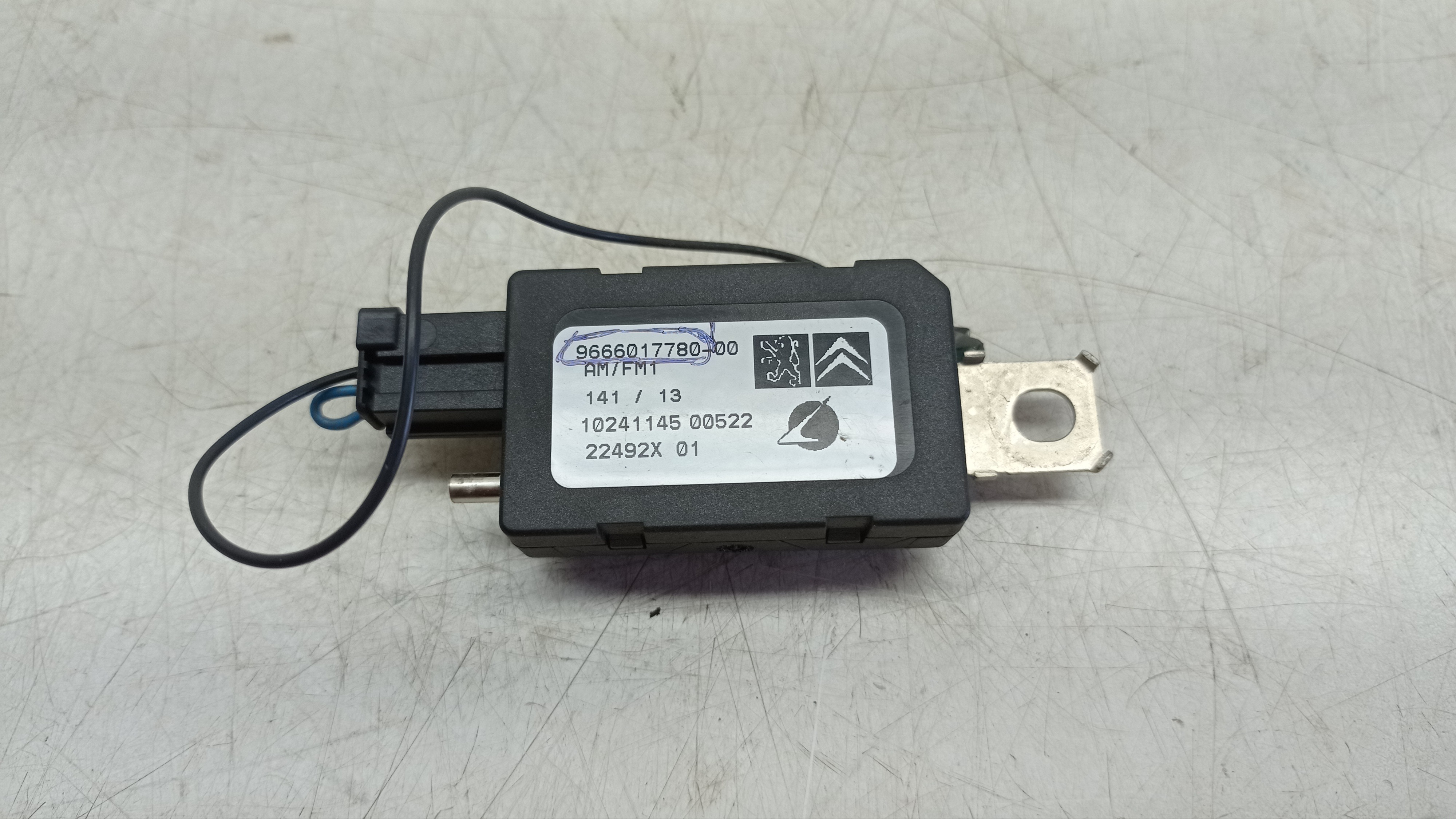 9666017780  Amplificador Antena Citroen Ds4 1.6 Thp 2014