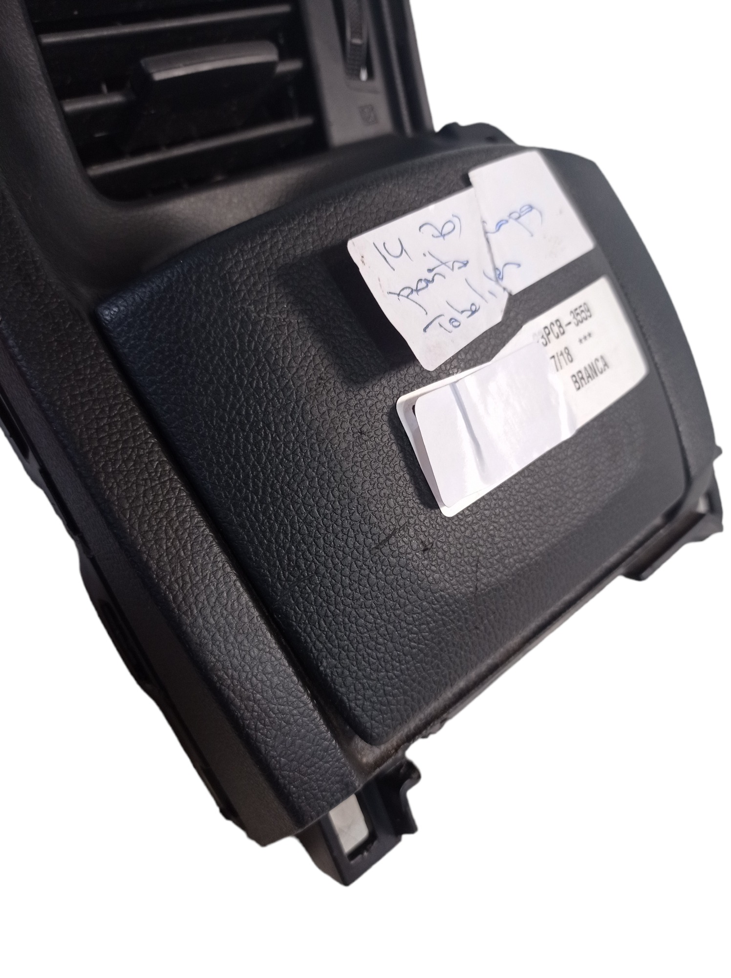 77210t5n Difusor De Ar Esq Com Porta Copos Honda Wrv 17/18 4