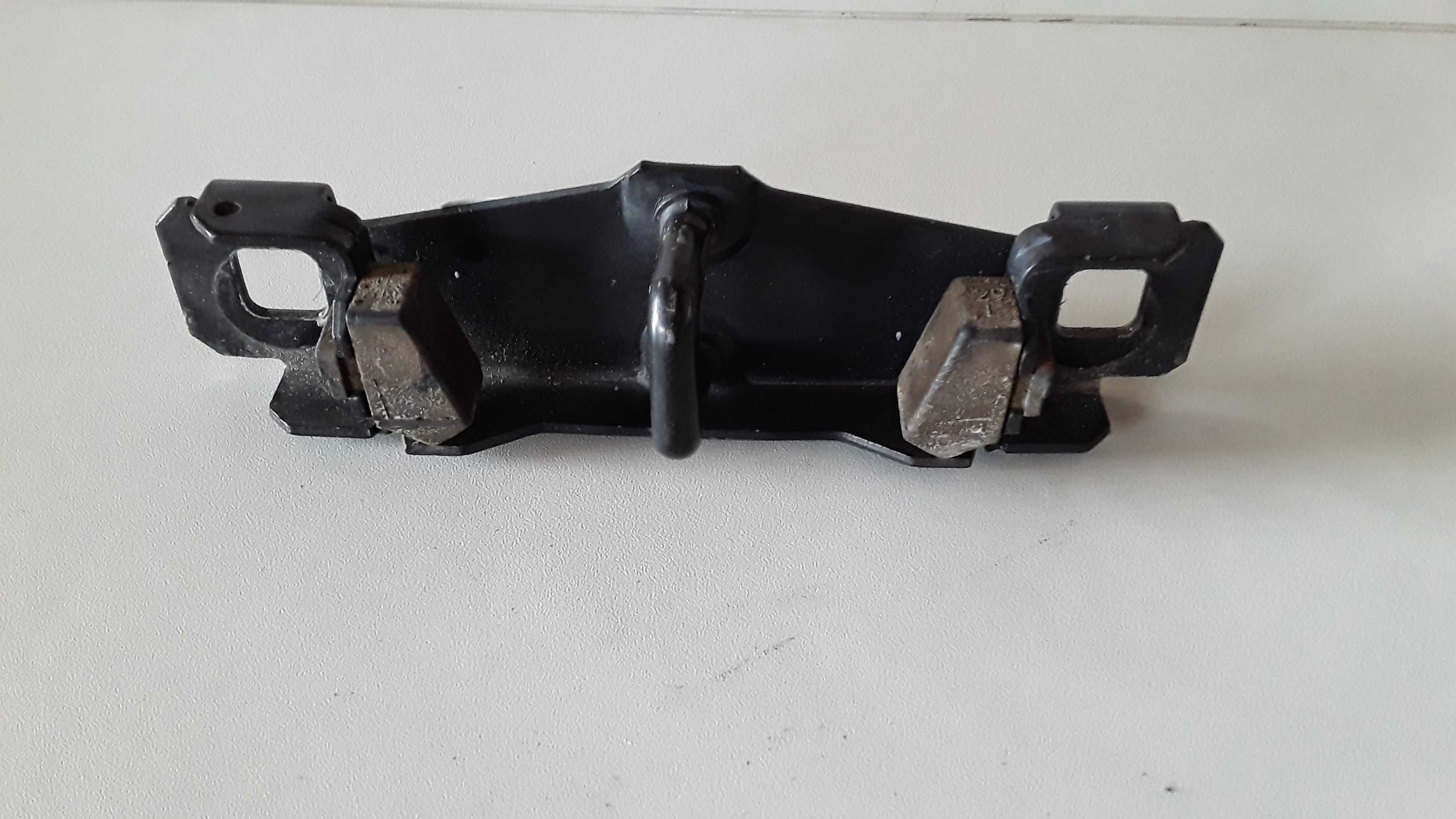 Batente Fechadura Porta Malas Ford Focus 2009/2013 2