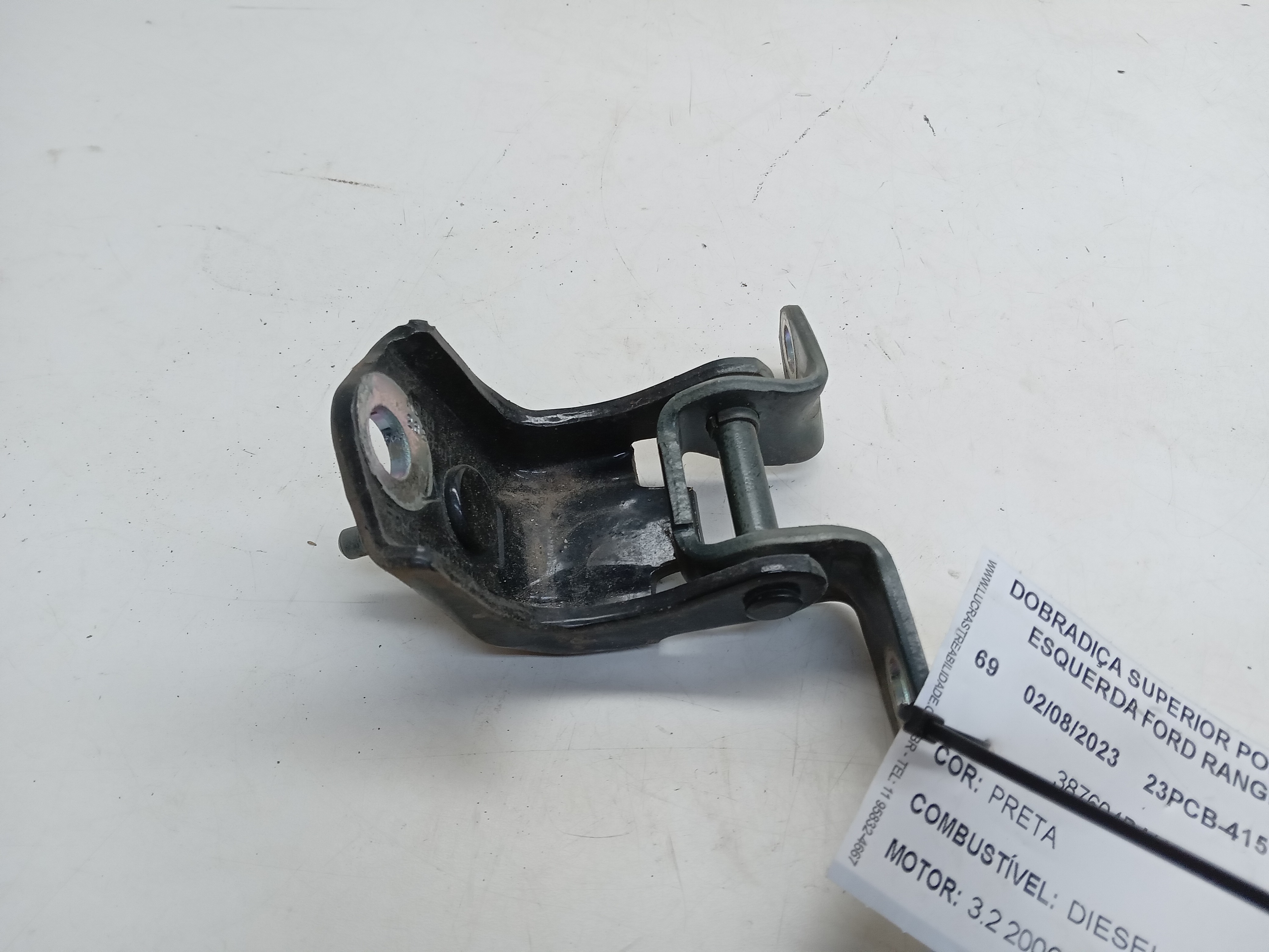 DOBRADIÇA SUPERIOR PORTA TRAS LE FORD RANGER CD 2016 1
