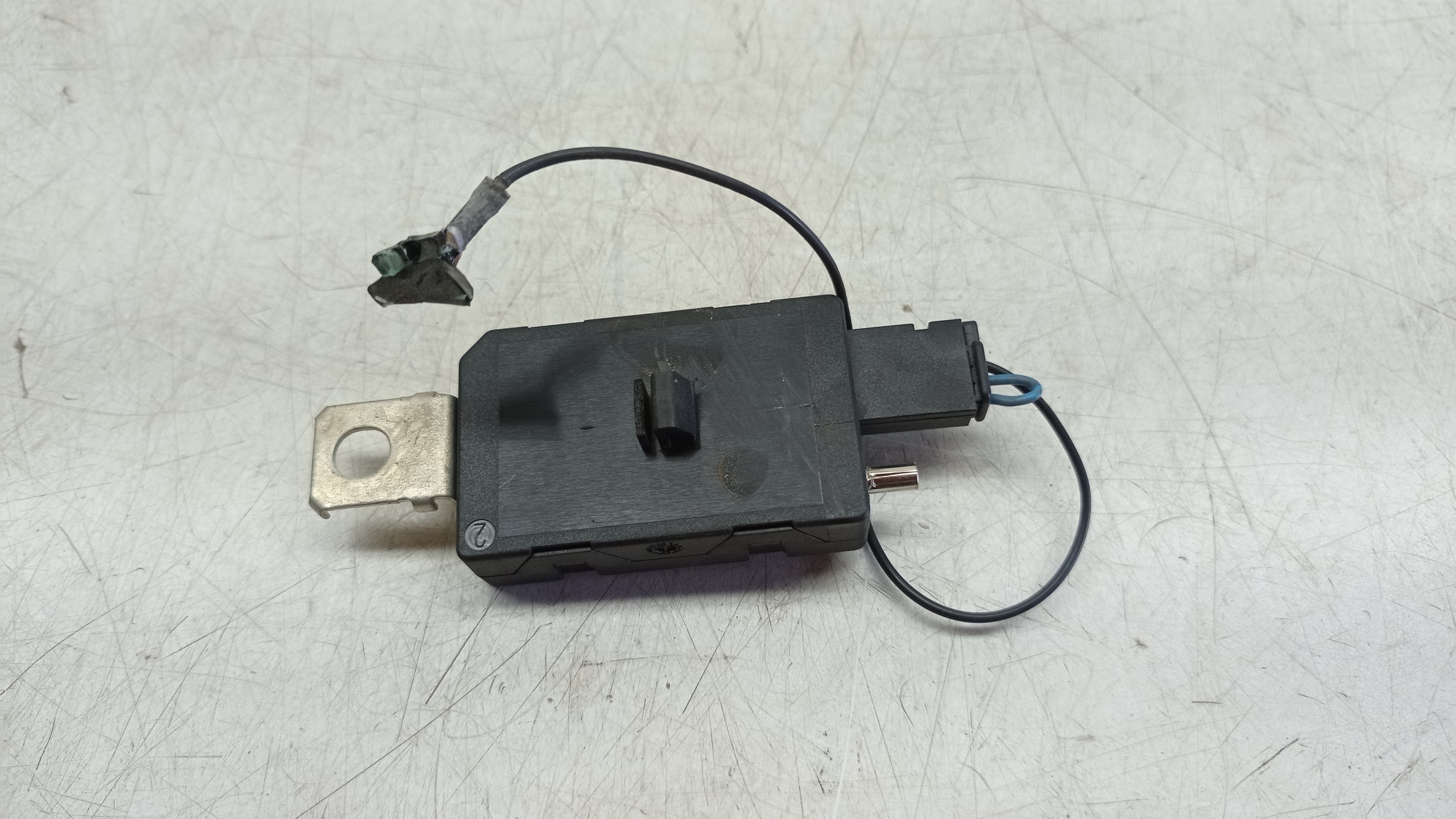 9666017780  Amplificador Antena Citroen Ds4 1.6 Thp 2014 2