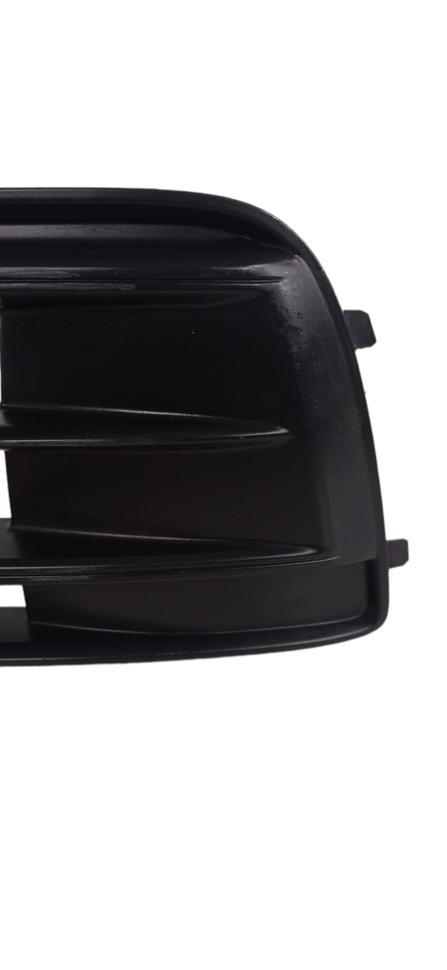 80a807681 Moldura Farol Milha Esquerda Audi Q5 2016 A 2019 3
