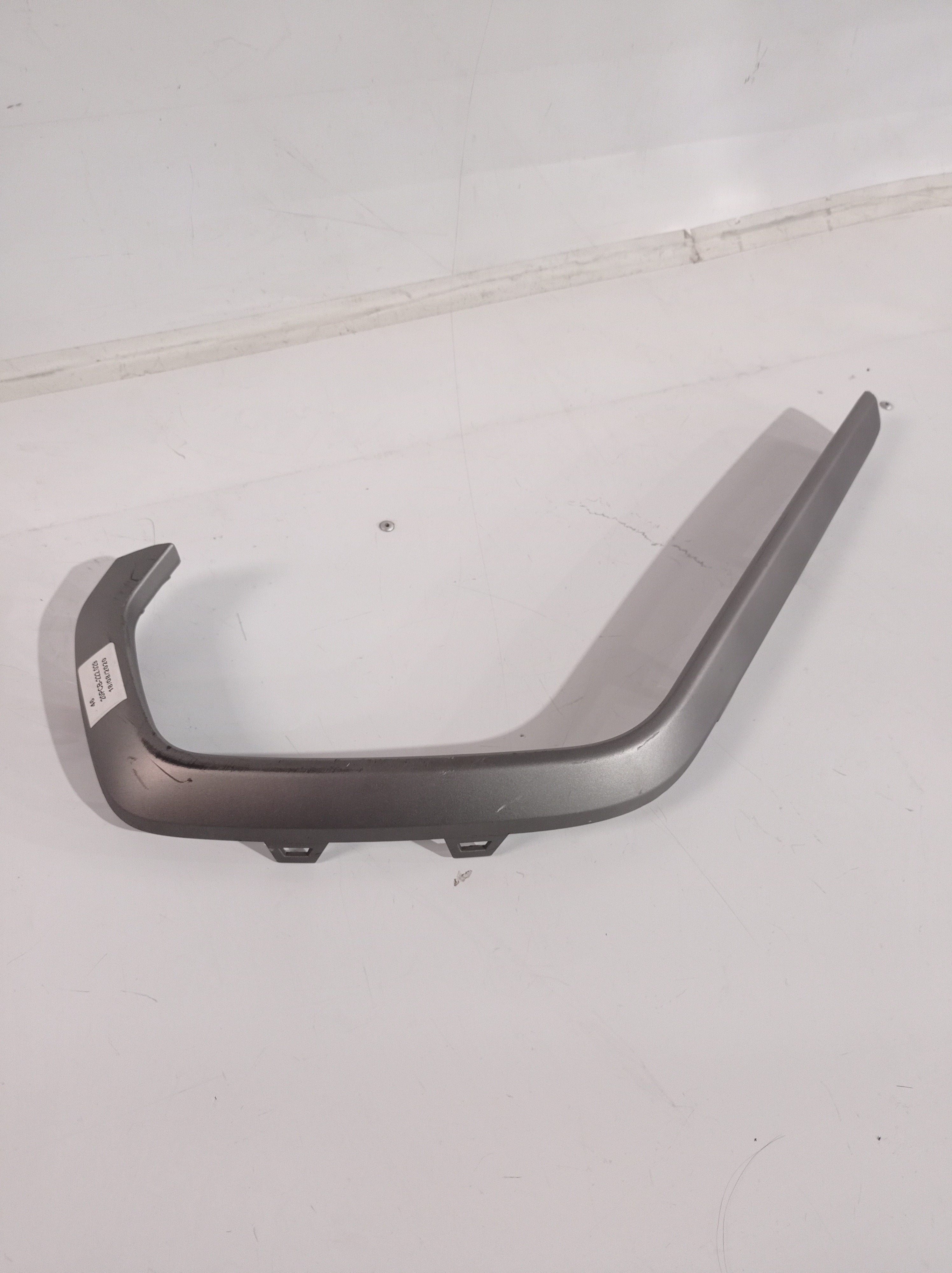 Friso Grade Parachoque Esquerdo Hyundai Hb20 2015 2018