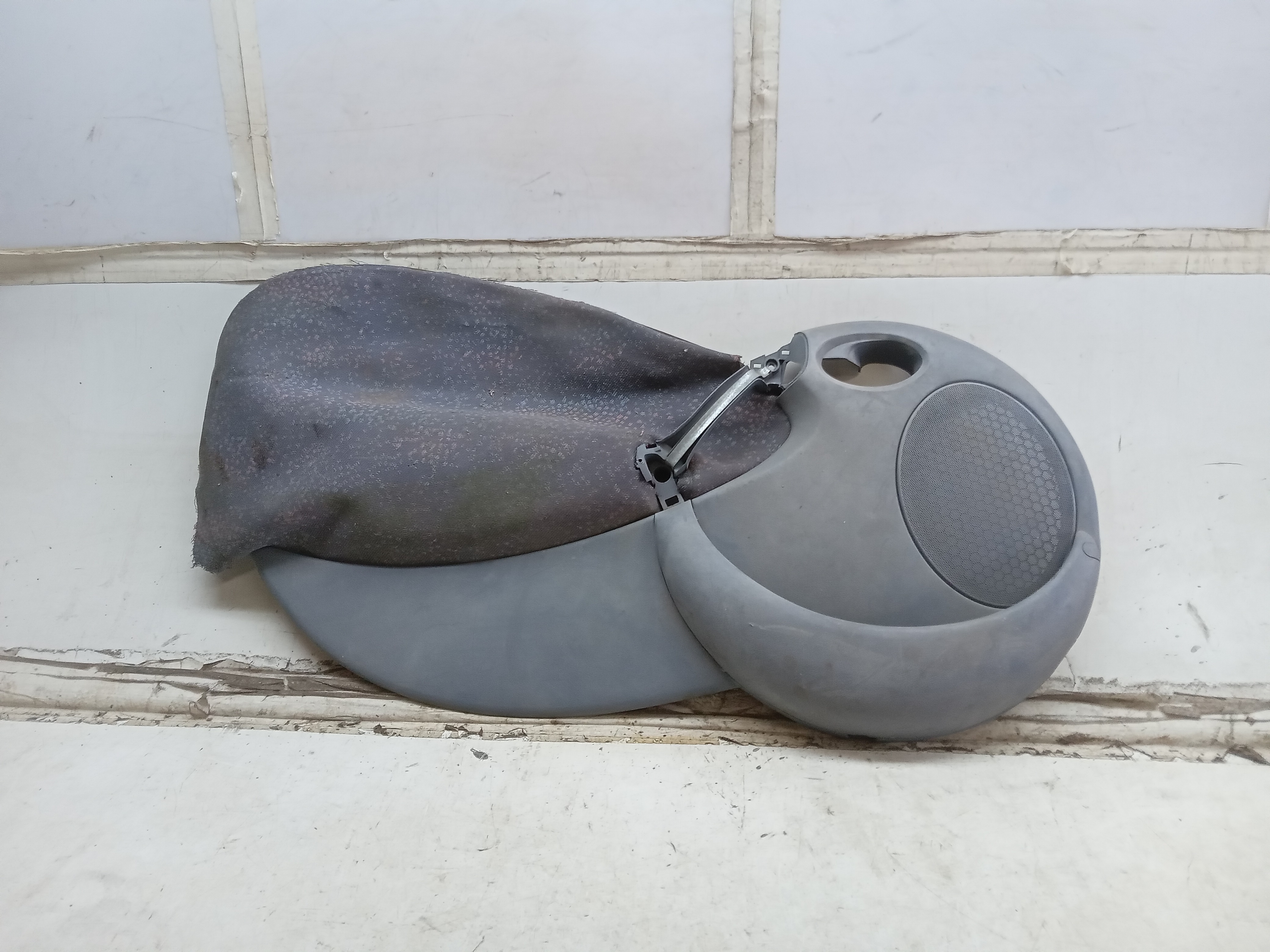 FORRO PORTA DIANT LE FORD KA 1998