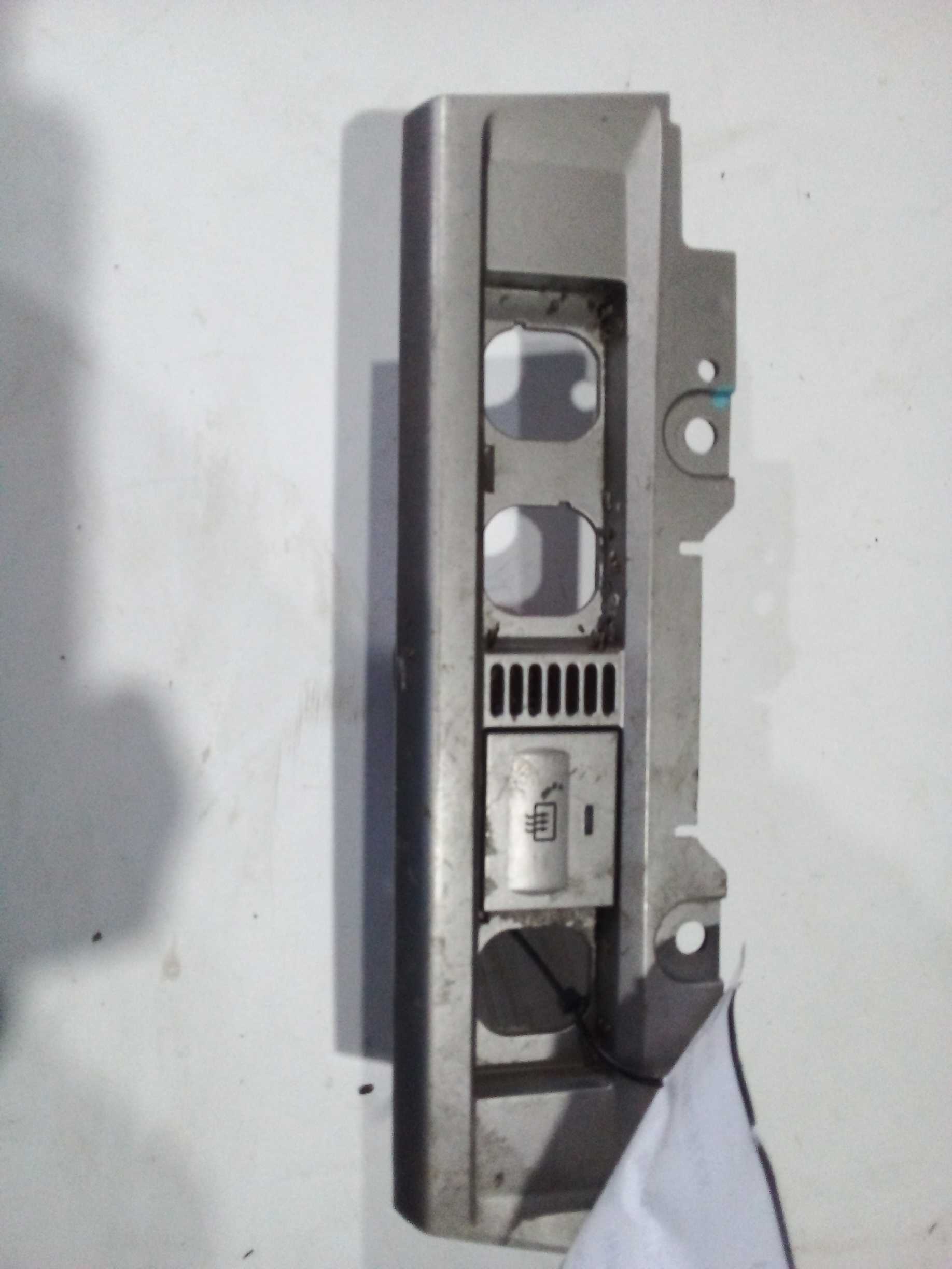 COMANDO DO DESEMBAÇADOR FORD FOCUS 2011 8v42280621 2