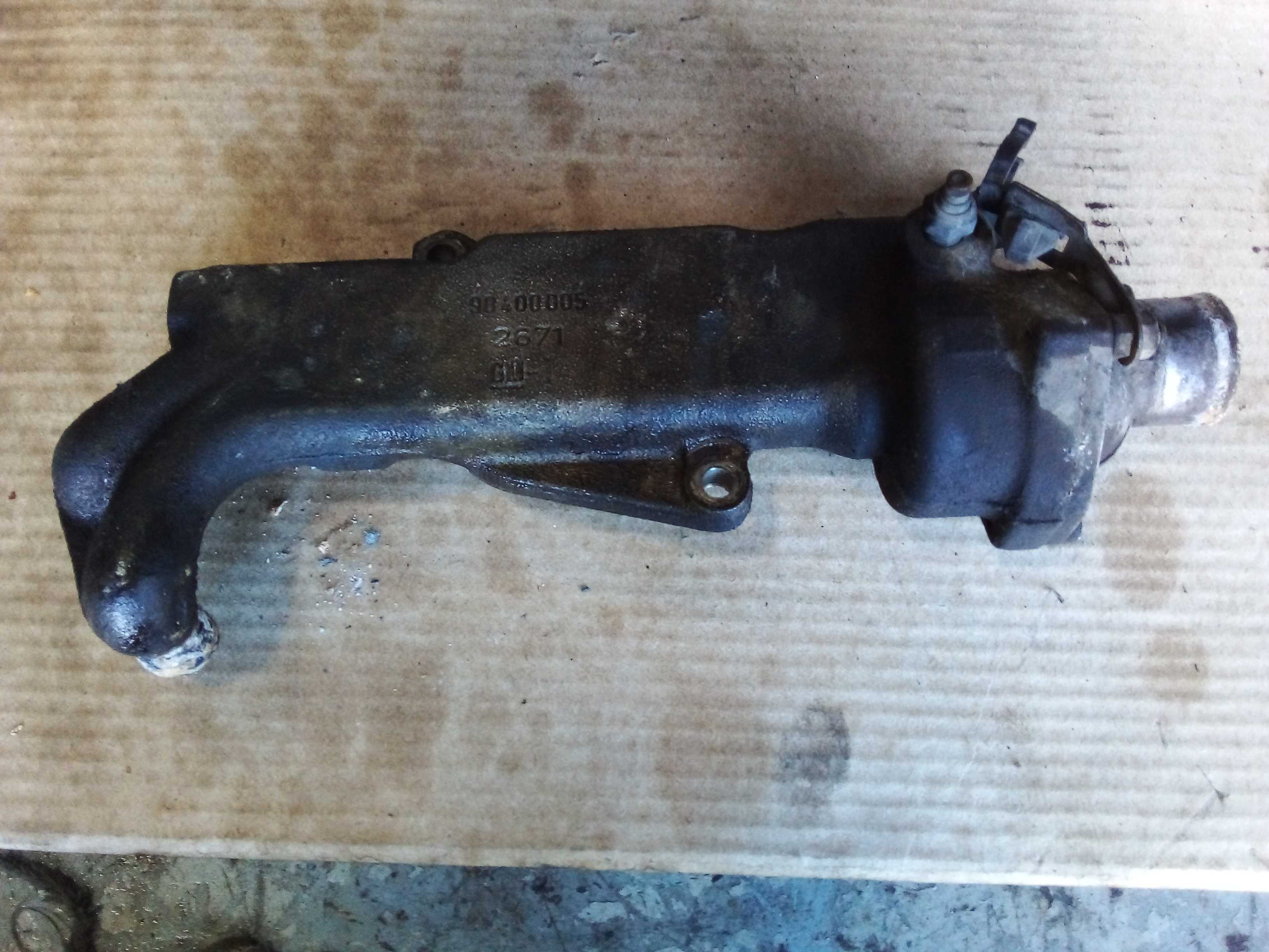 CARCAÇA BOMBA DÁGUA VECTRA  98 MOTOR 2.2 90400005