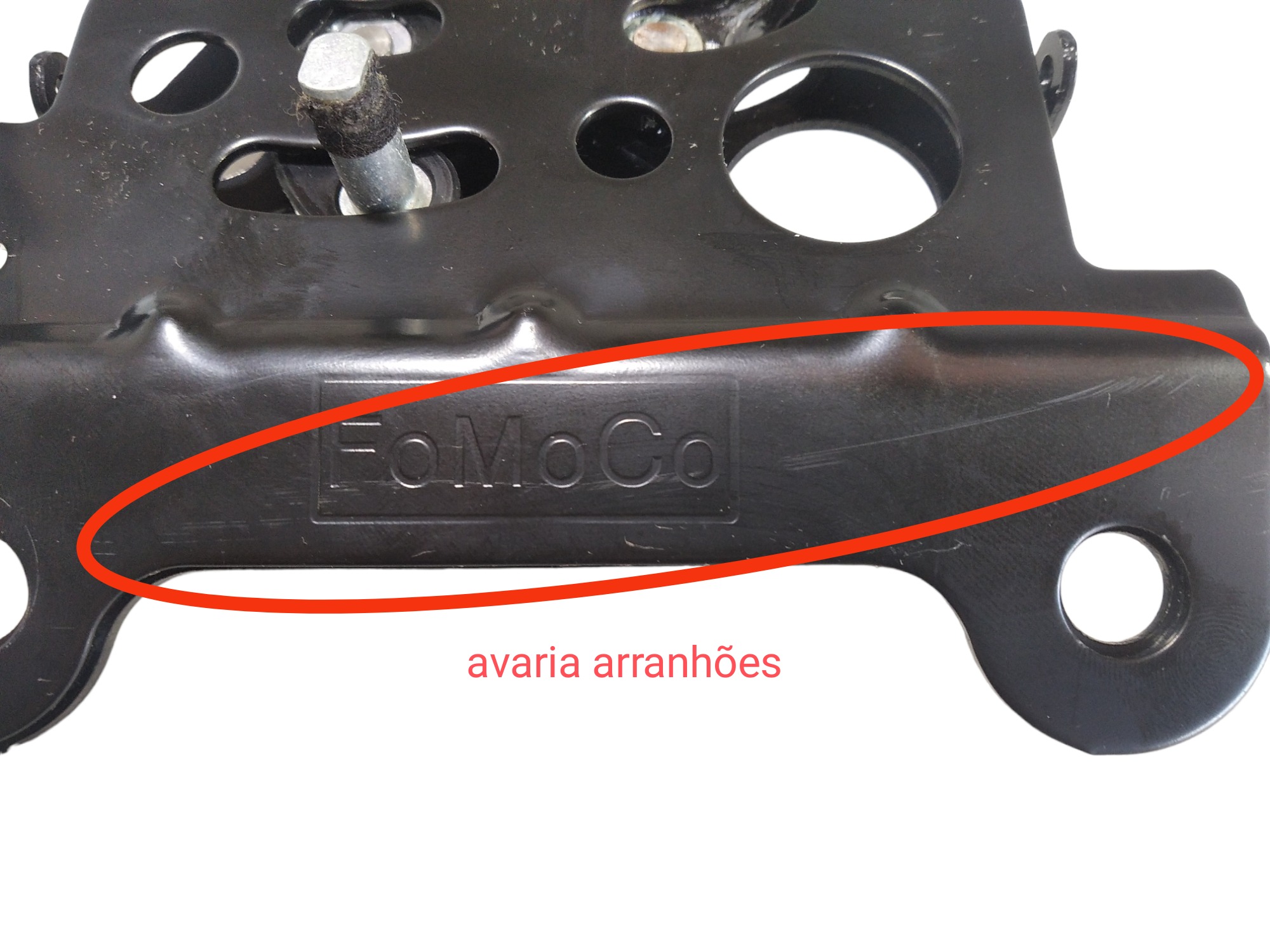 Trava Rebatimento Banco Traseiro Direito Ford Fusion V560 9