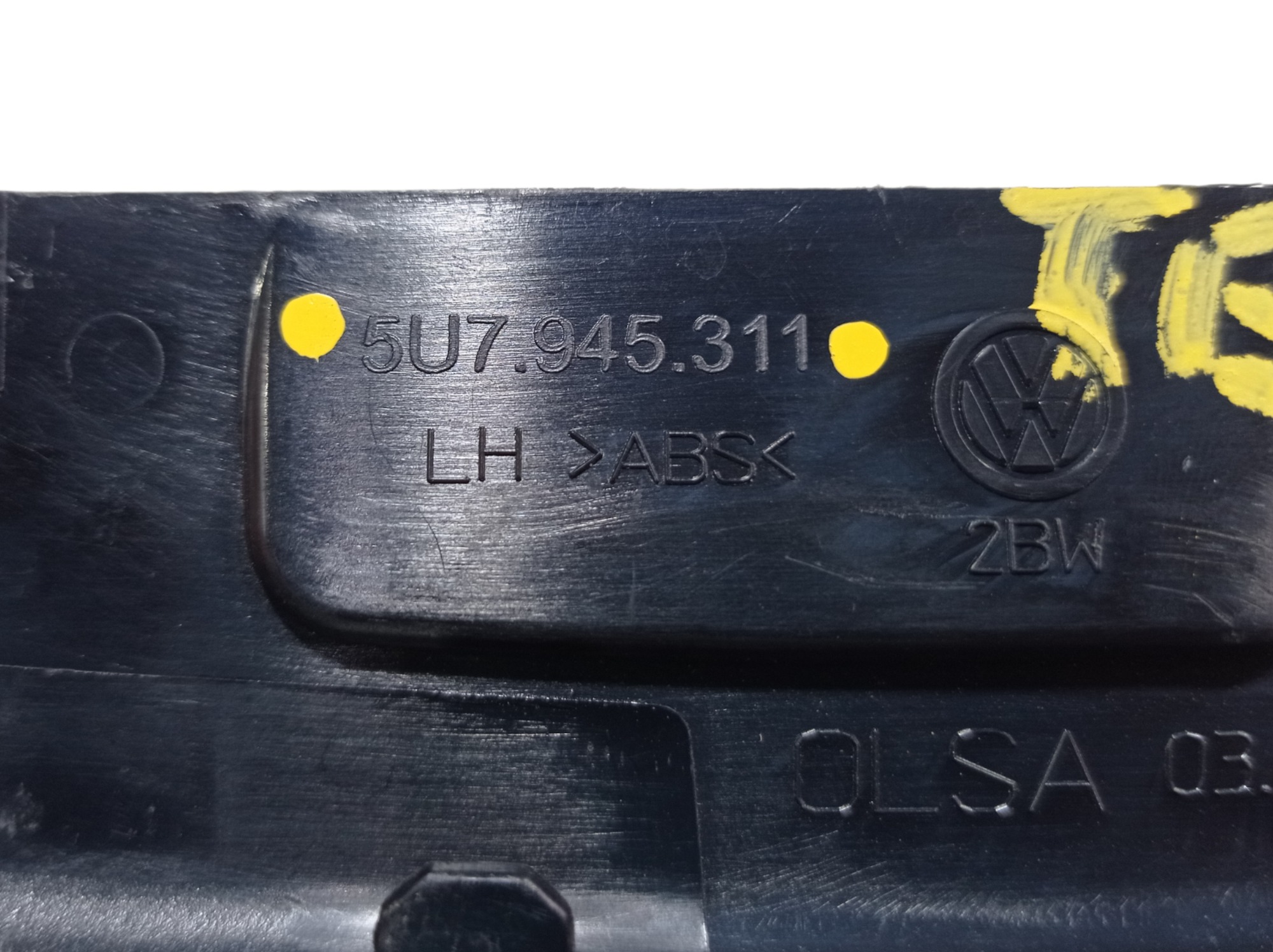 Acabamento Lanterna Esquerda Vw Saveiro Cross 2020 V467 7