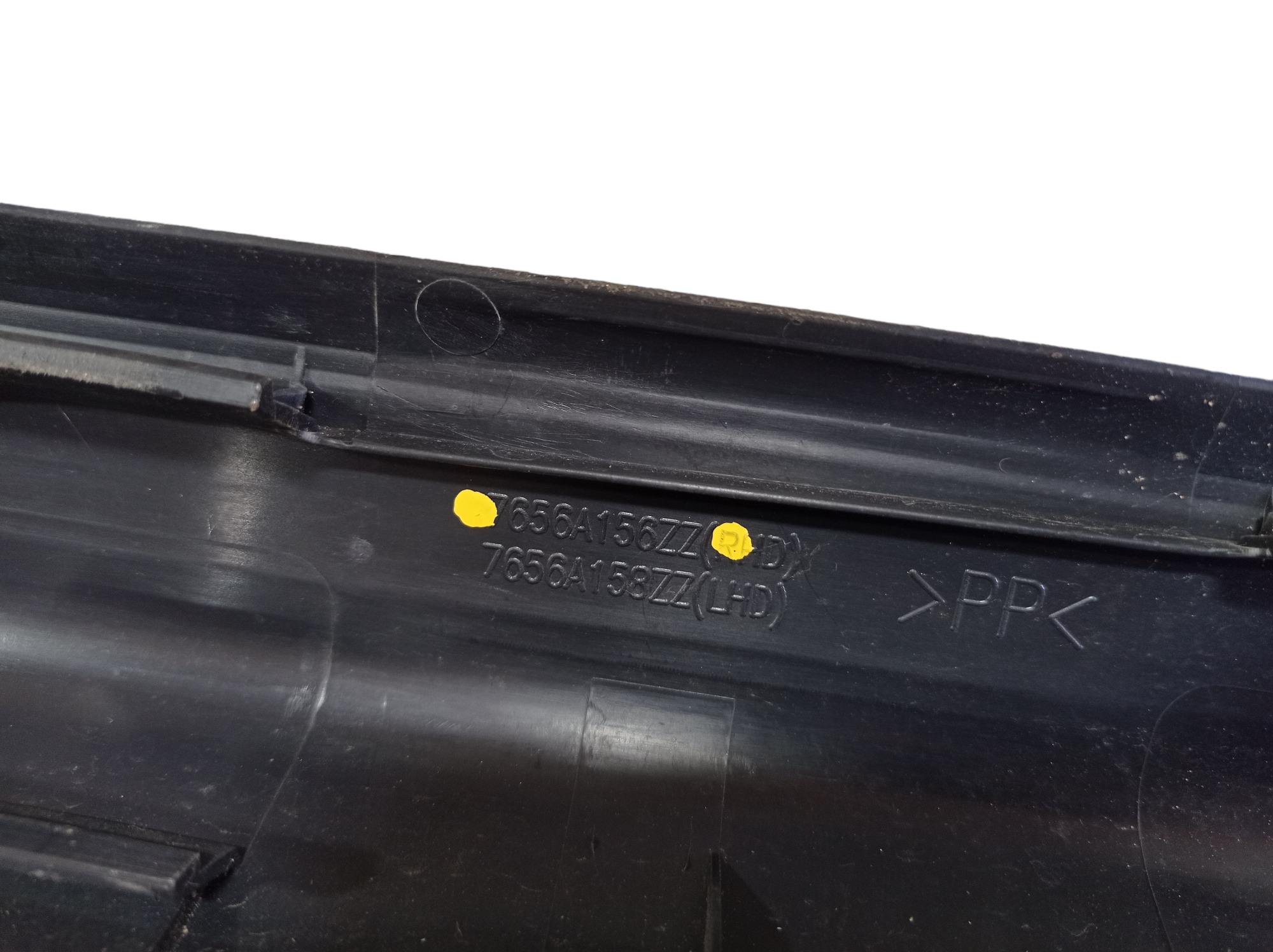 Soleira Dianteria Direita Outlander 2014 V551 Preto 8