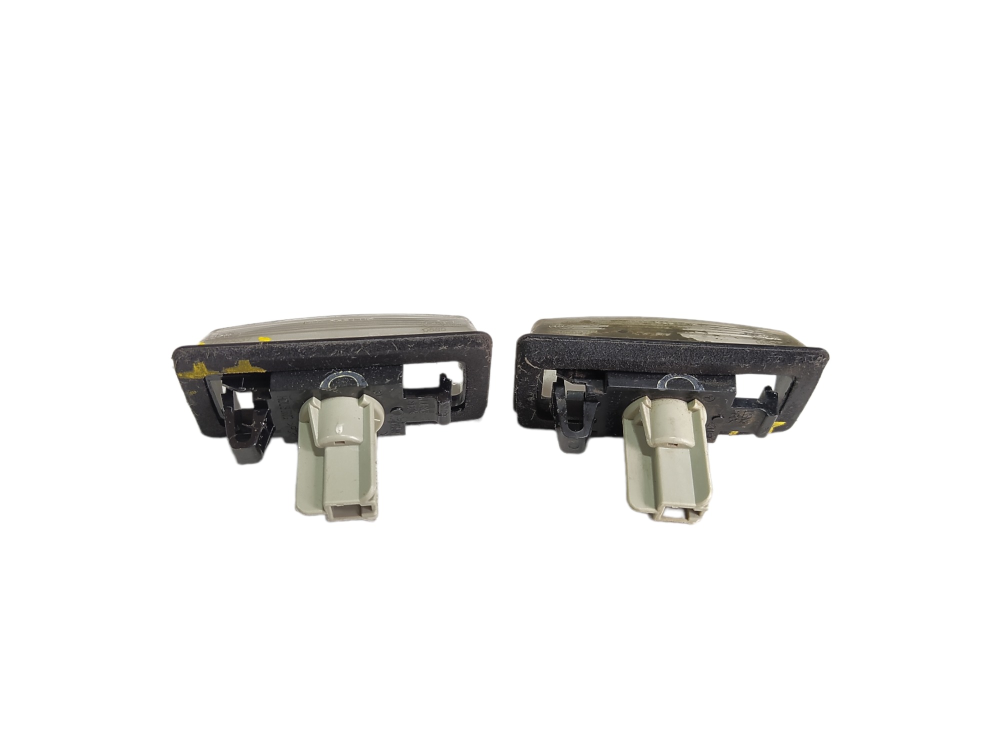 Luz De Placa Nissan Altima 2.5 2014 I090037 V465 3