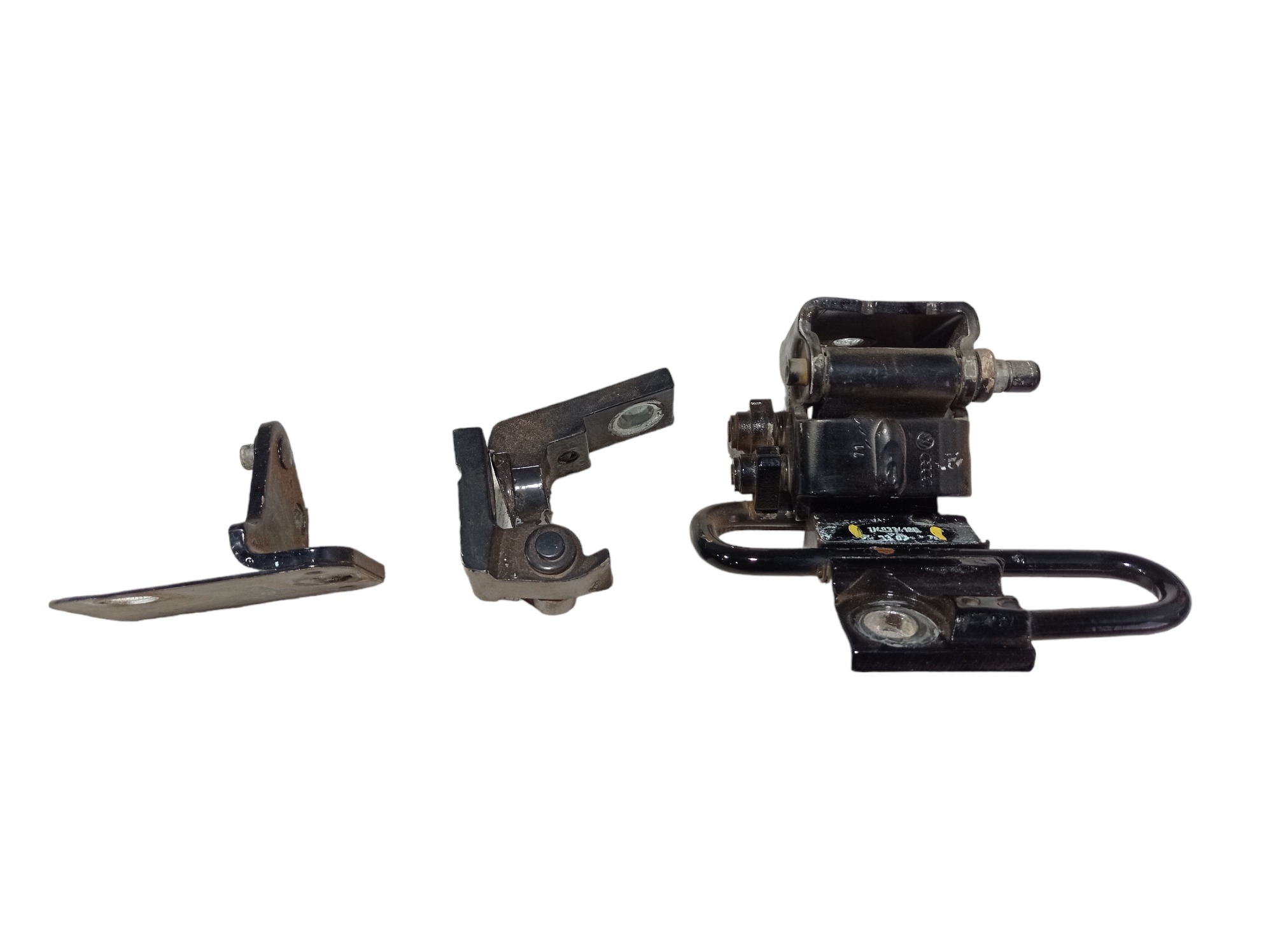 Dobradiça Porta Traseira Direita Vw Golf Sportline 08 V584 1