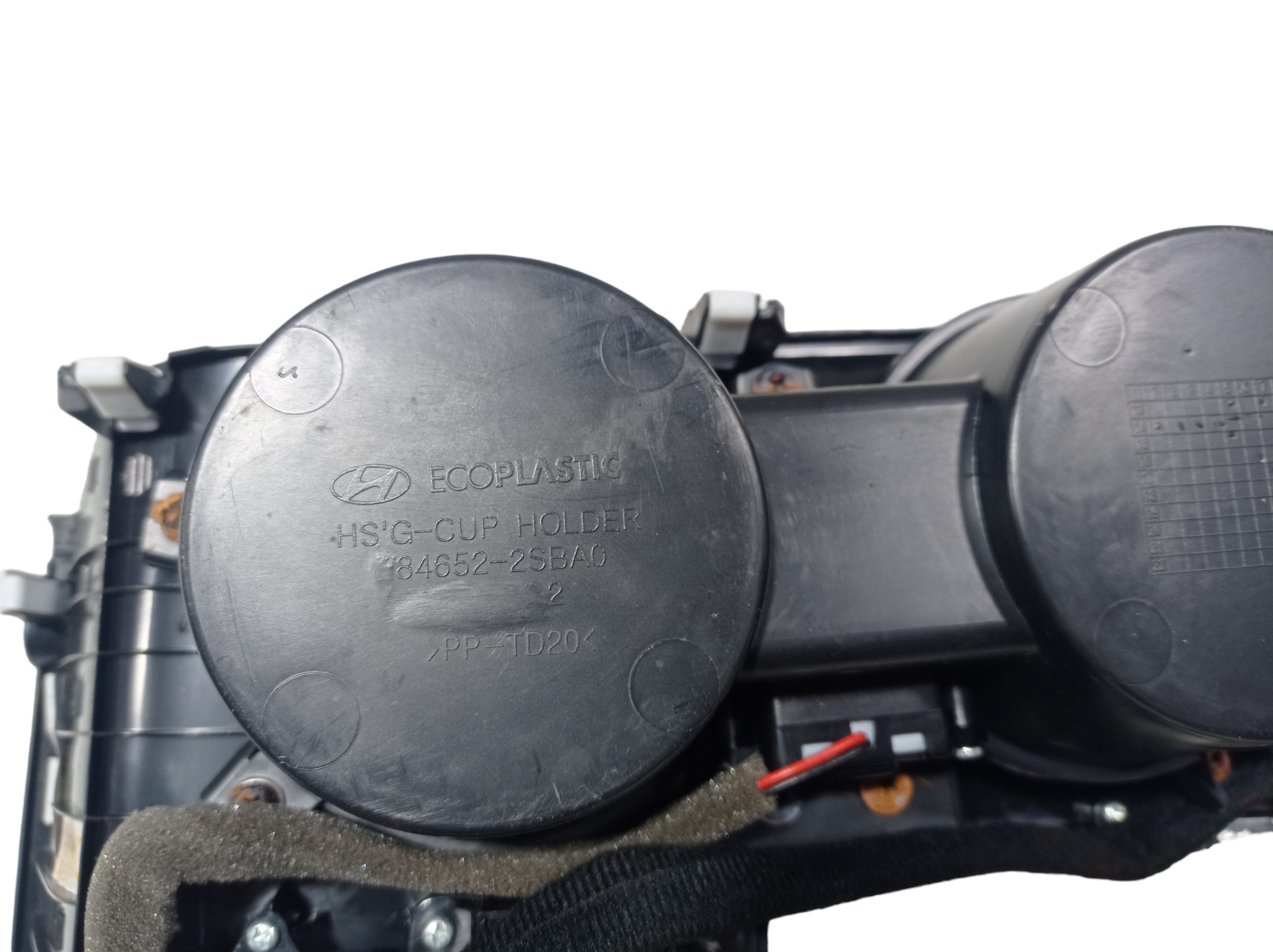 Porta Copos Console Central Hyundai Ix35 2016 A 2019 V556 5