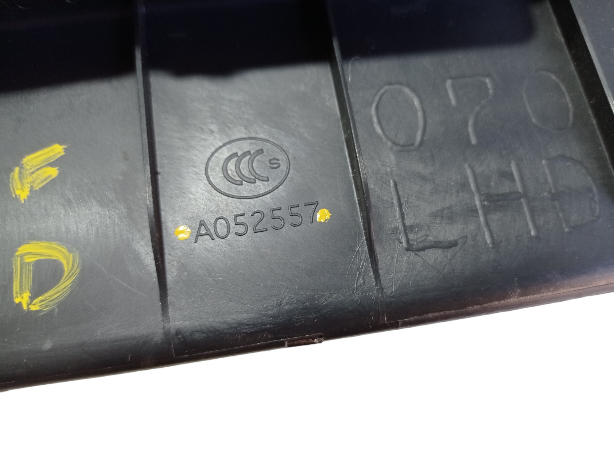 Acabamento Inferior Coluna Direita Mitsubishi Asx 2014 V574 7