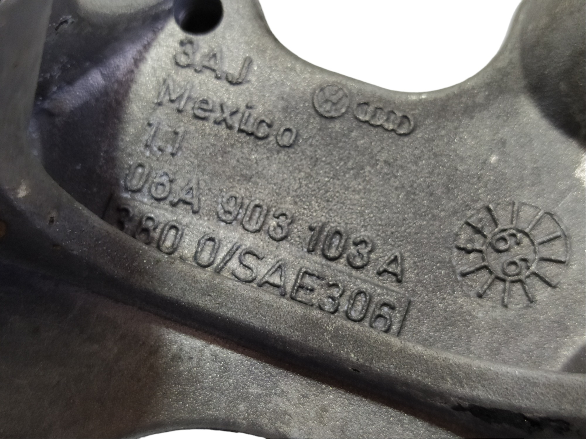 Suporte Bobina Ignição Vw Golf 2.0 2000 06a903103a V478 7