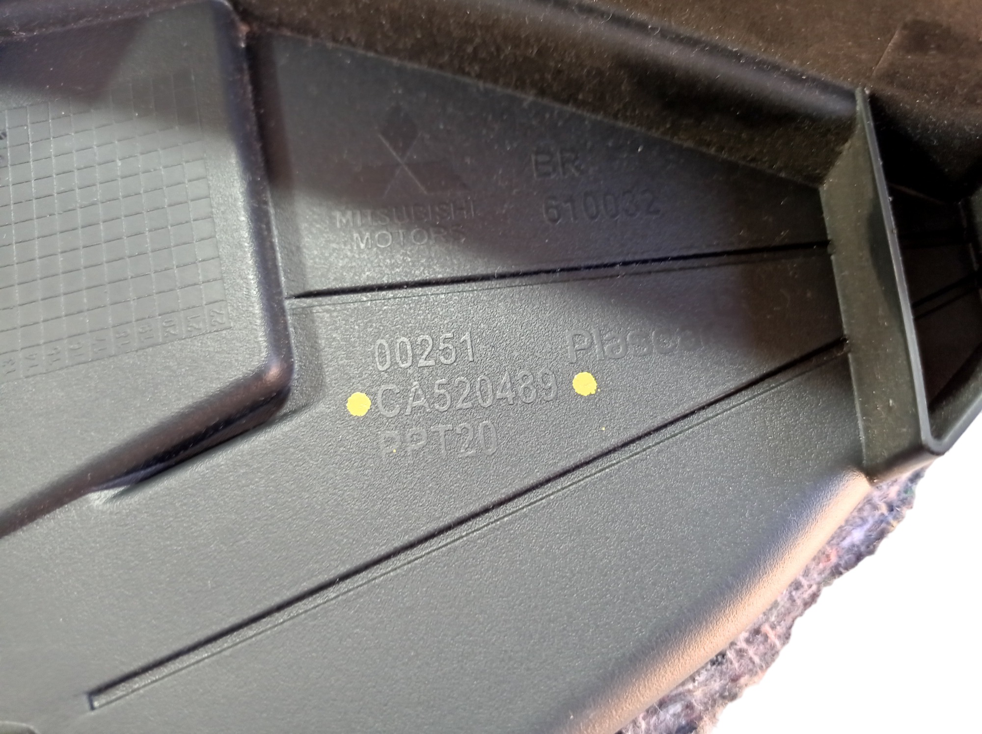 Porta Luvas Mitsubishi Asx Cvt 2.0 2014 V574 8
