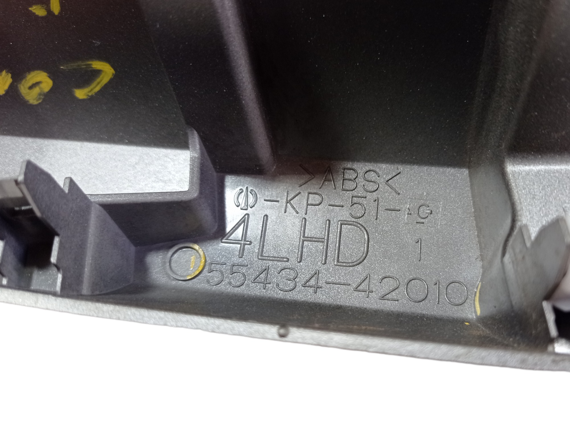Acabamento Esquerdo Console Toyota Rav4 2018 V553 9