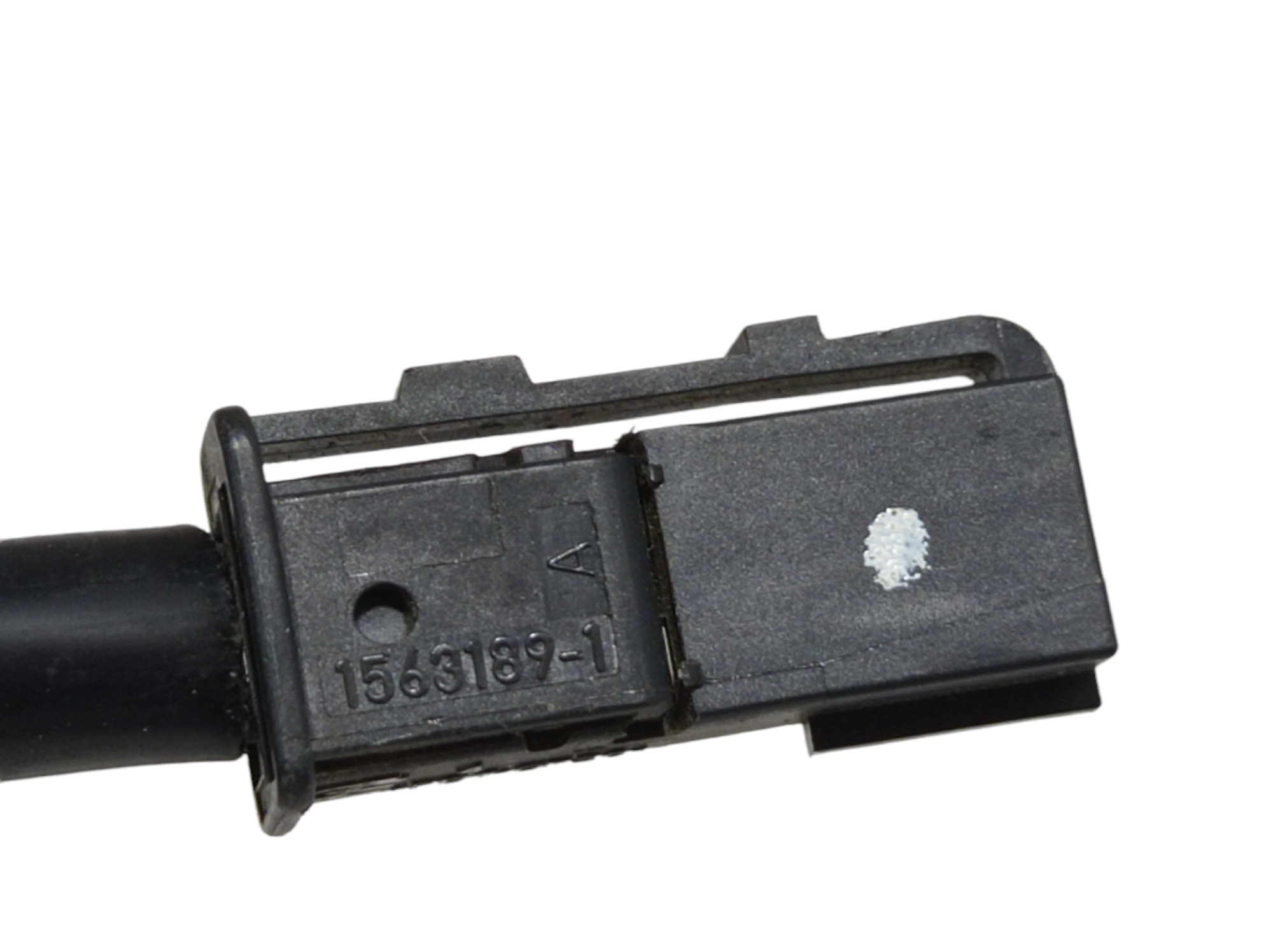 Botão Abertura Tampa Traseira Gm Spin Cobalt 2013 V318 9