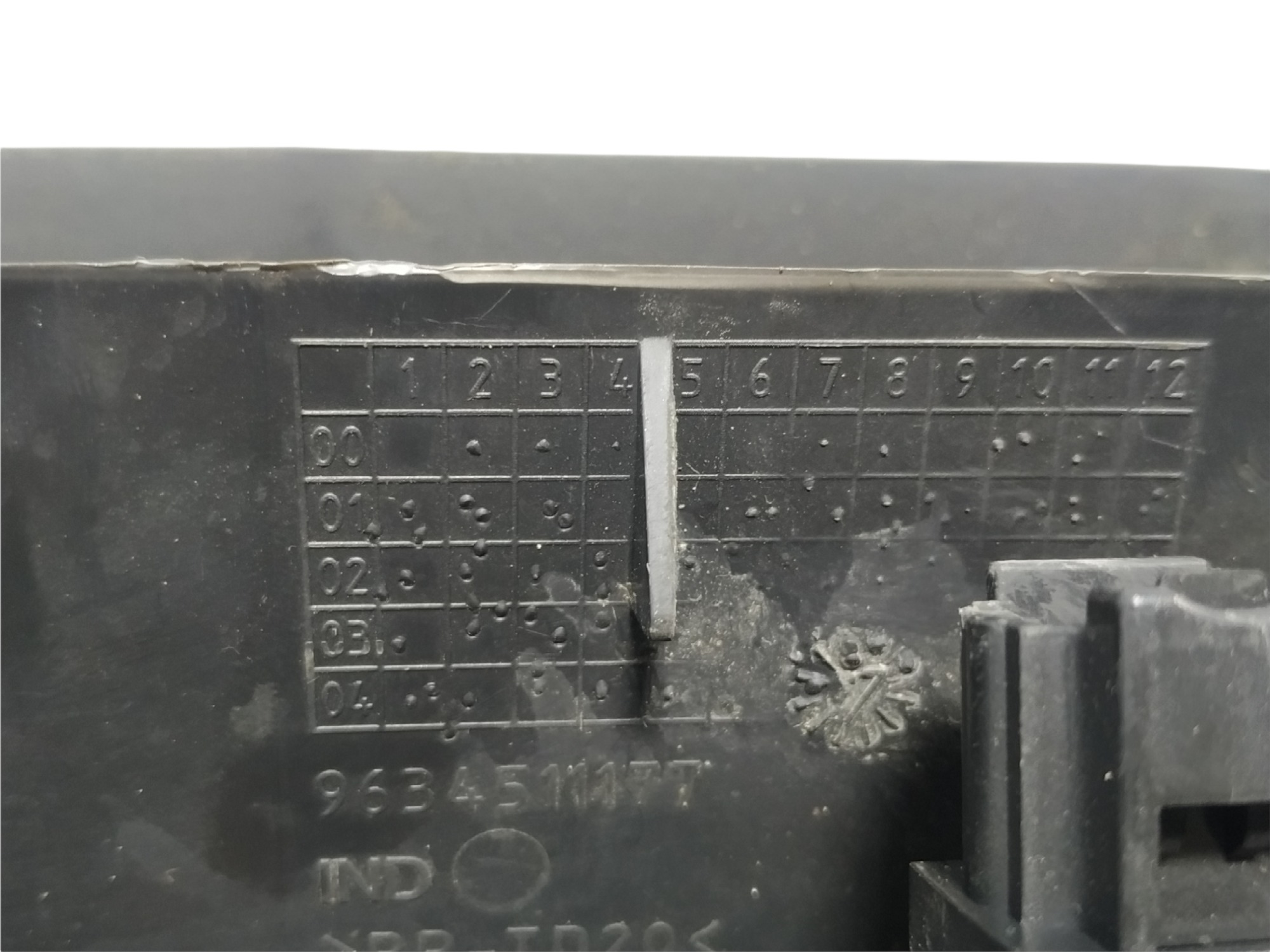 Moldura Central Painel Peugeot 307 2008 V369 7