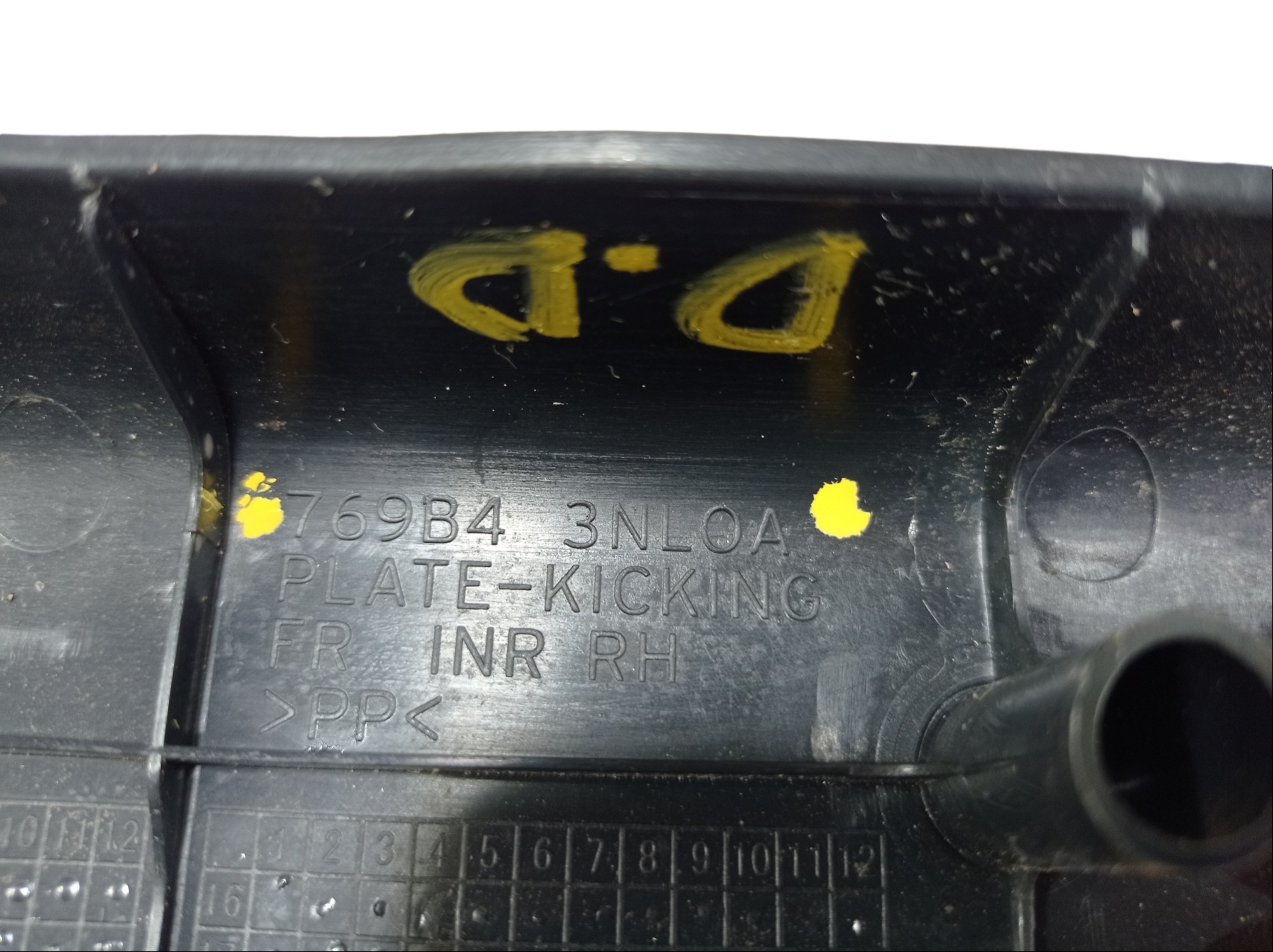 Soleira Dianteira Direita Nissan Leaf 2019 769b43nl0a V488 Preto 8