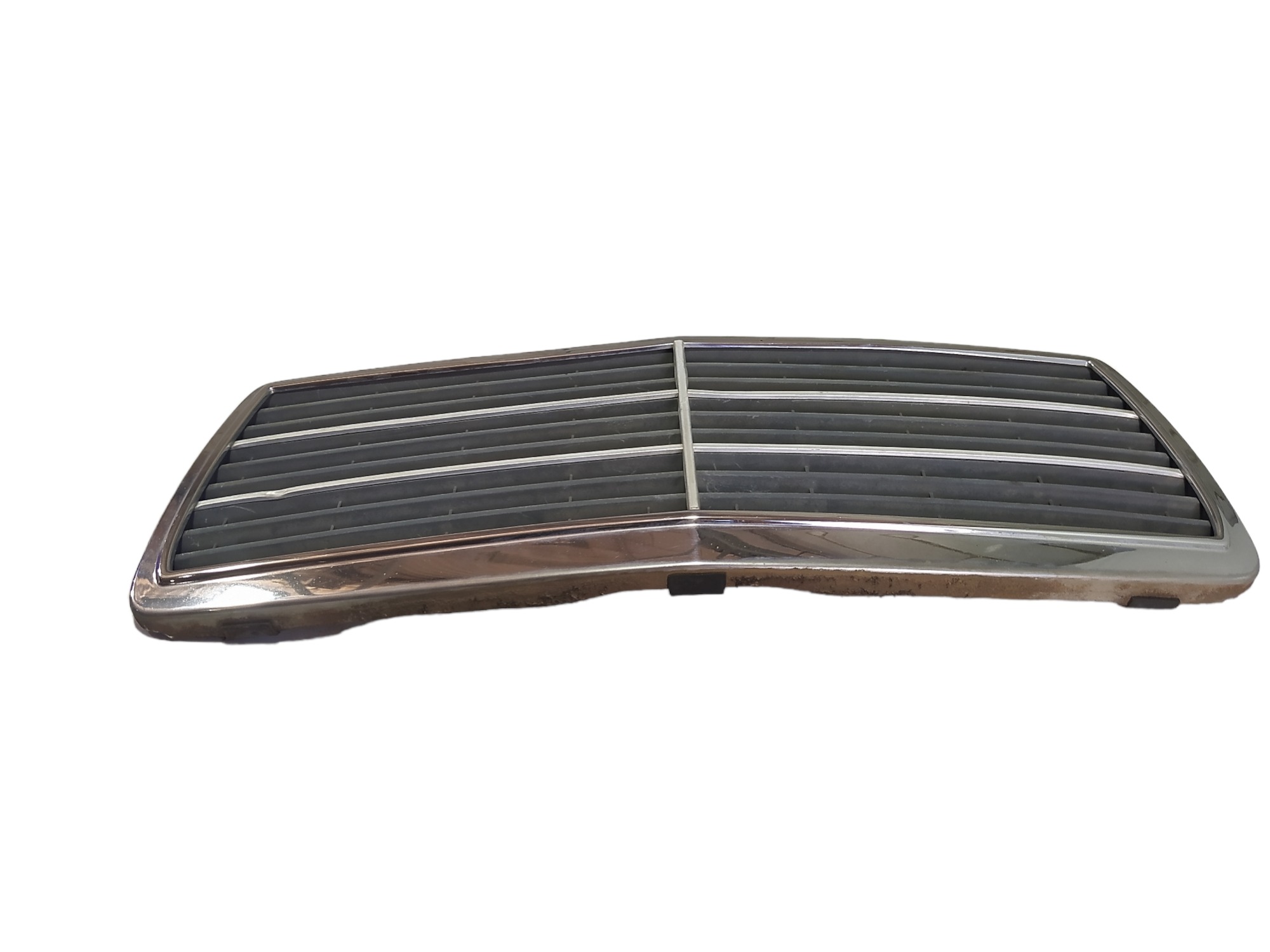 Grade Frontal Mercedes C230 2.3 1998 V483 6