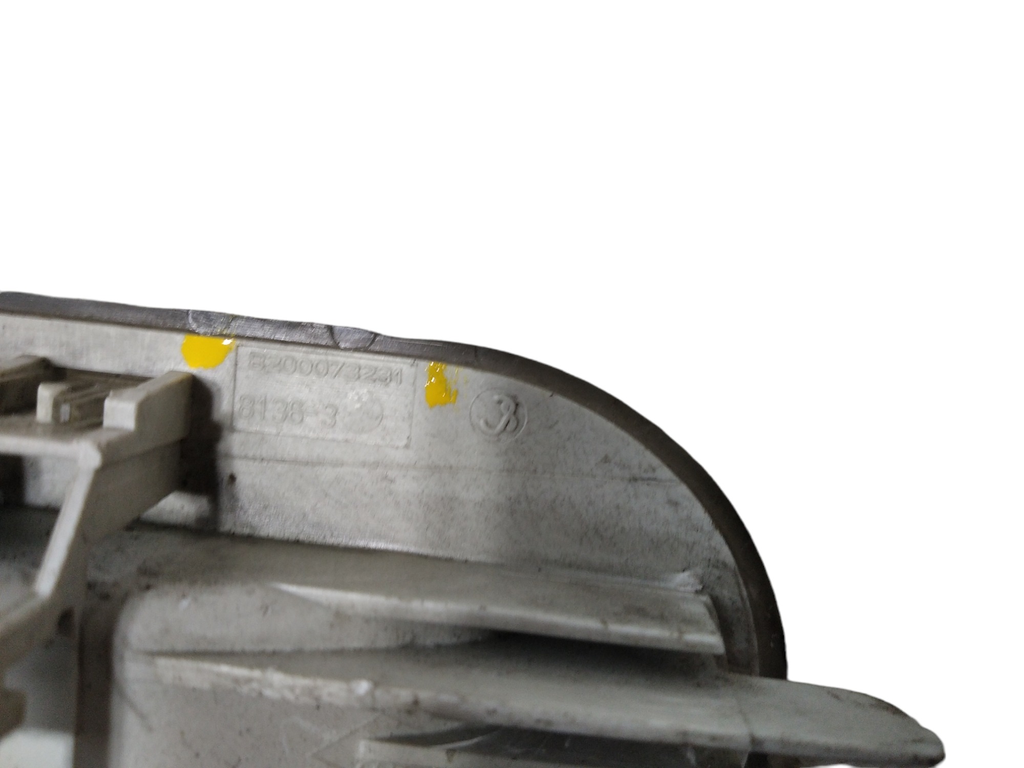 Luz Cortesia Renault Logan 2012 V208 8200073231 8