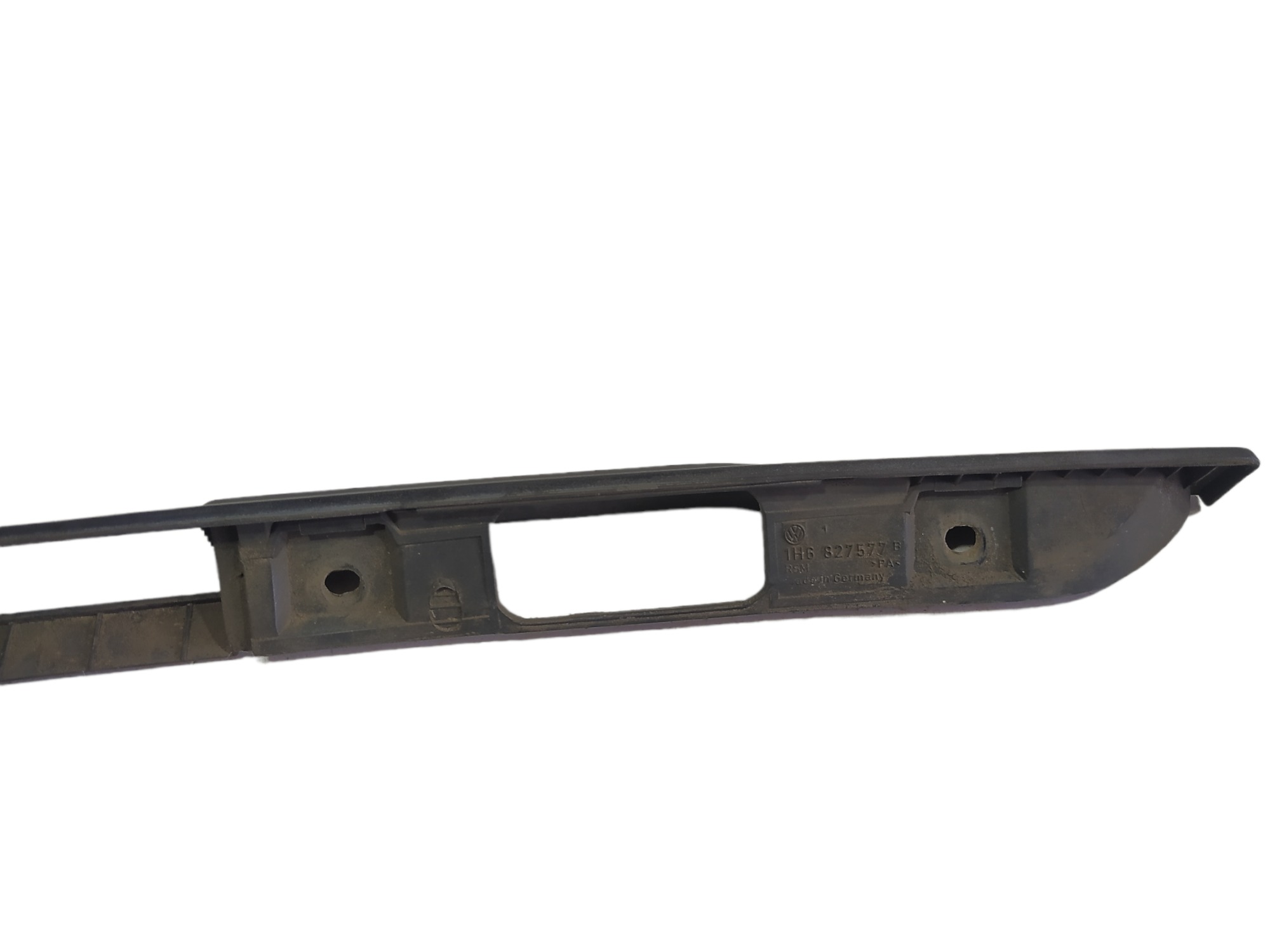 Aplique Tampa Traseira Vw Golf 1998 1h6827577 V166 6