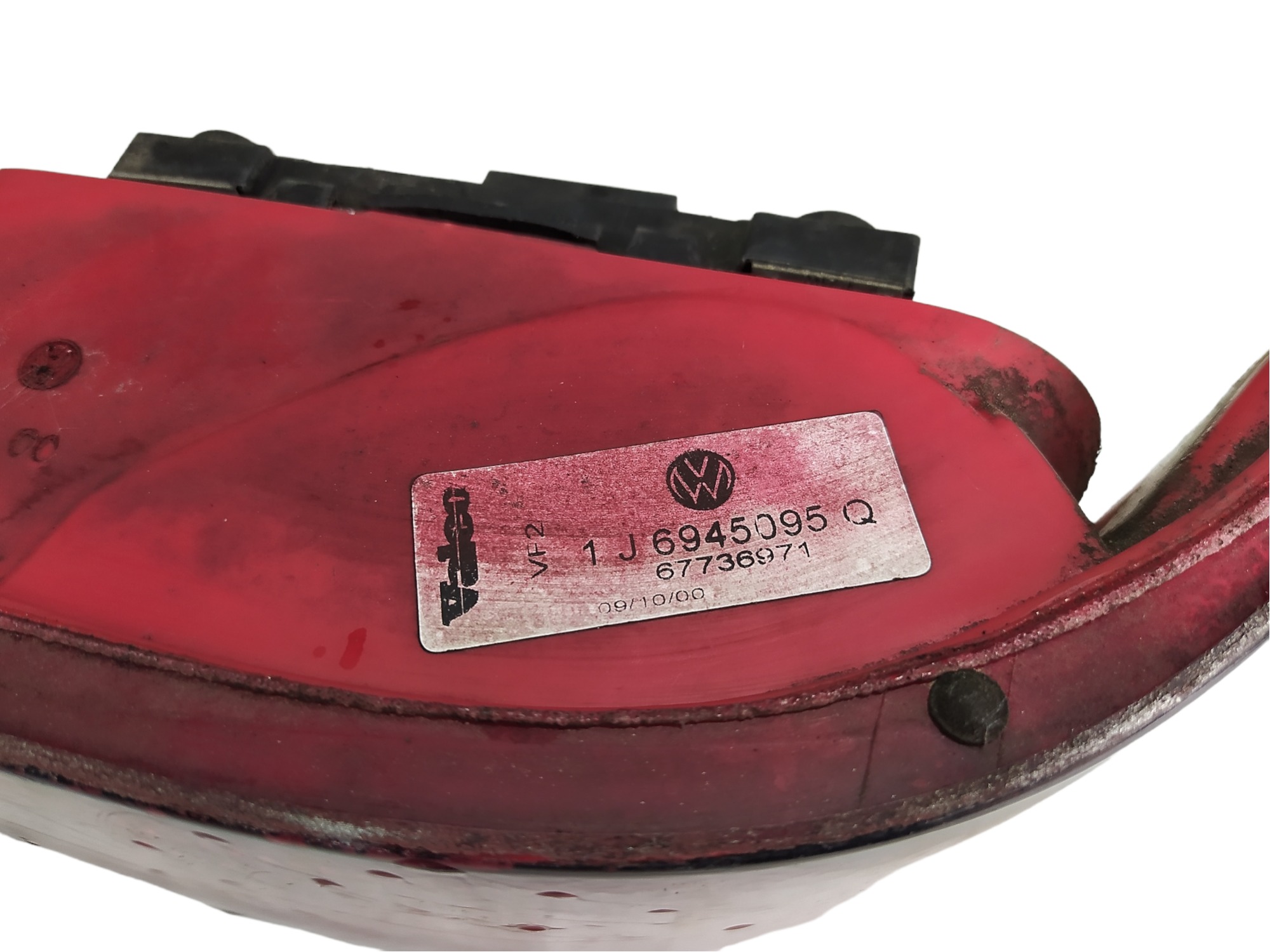 Lanterna Esquerda Vw Golf 2.0 2000 1j6945095q V478 10