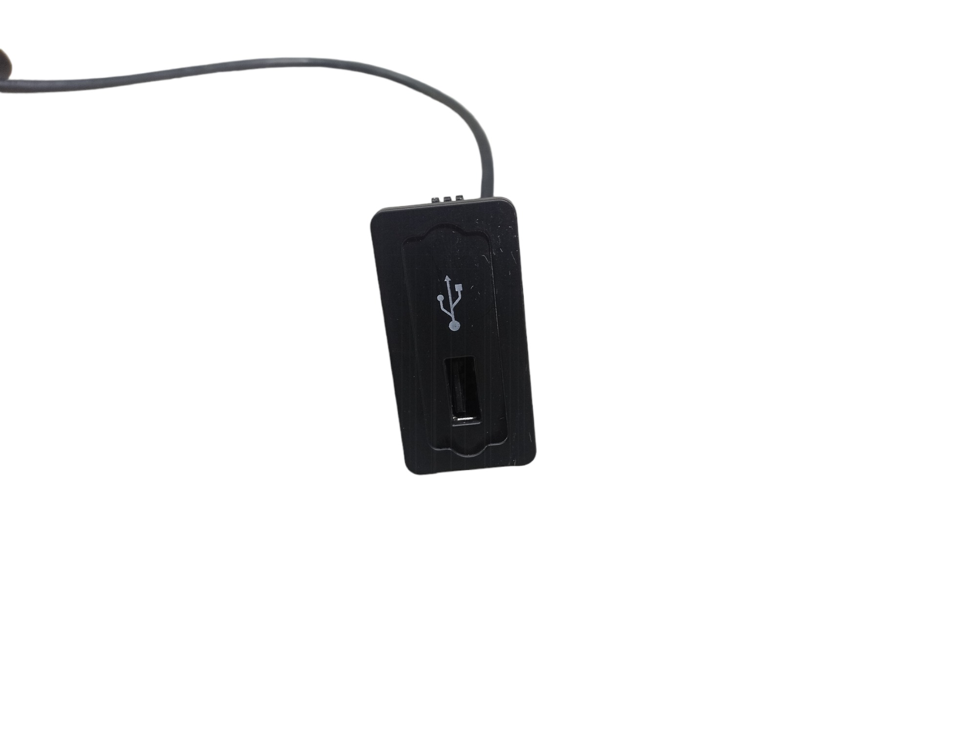 Entrada Usb Chery Arrizo 5 Rxt 2019 J437901015bb V558 3