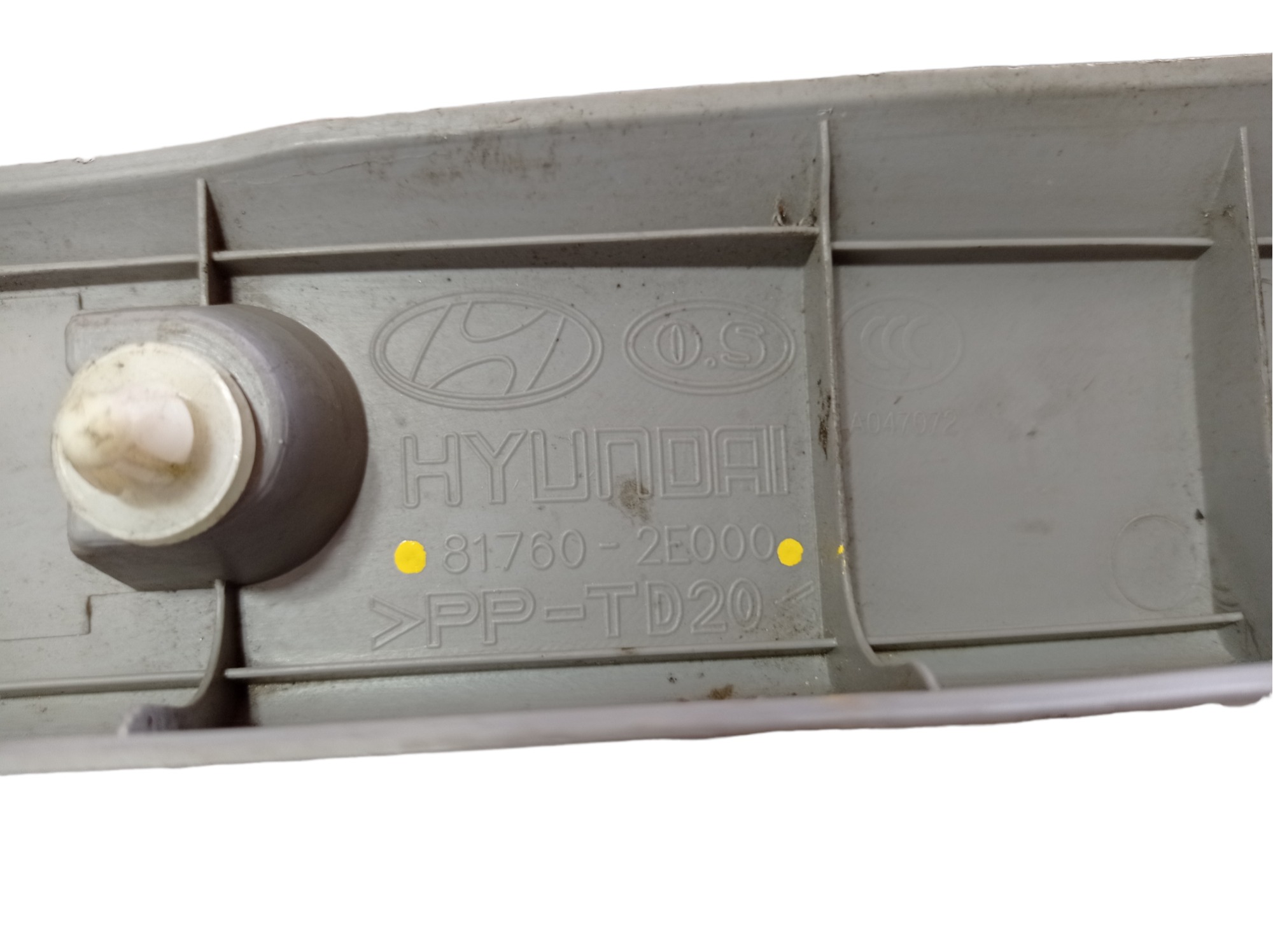 Acabamento Superior Tampa Traseira Hyundai Tucson 2006 V71 6