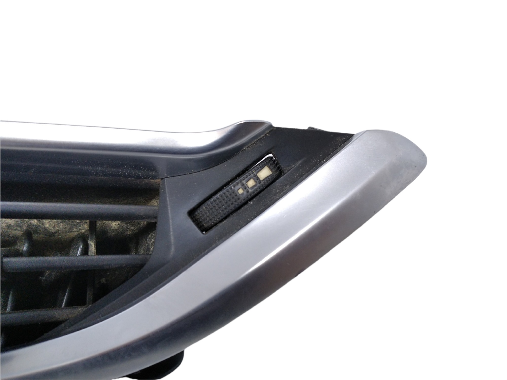 Difusor De Ar Direito Peugeot 208 2014  V312 4