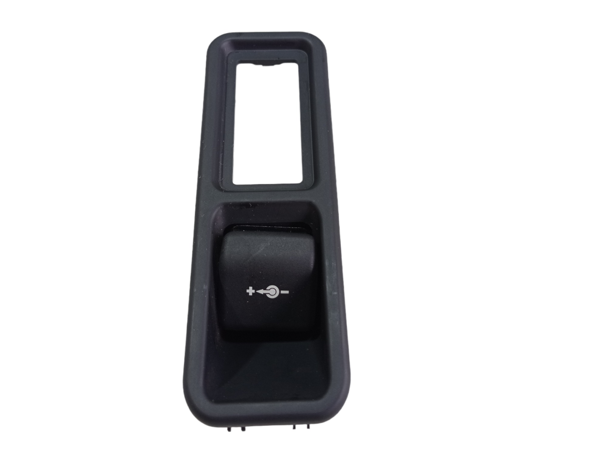 Moldura Tomada Porta Malas Range Rover Vogue 2003 A 12 V546 7