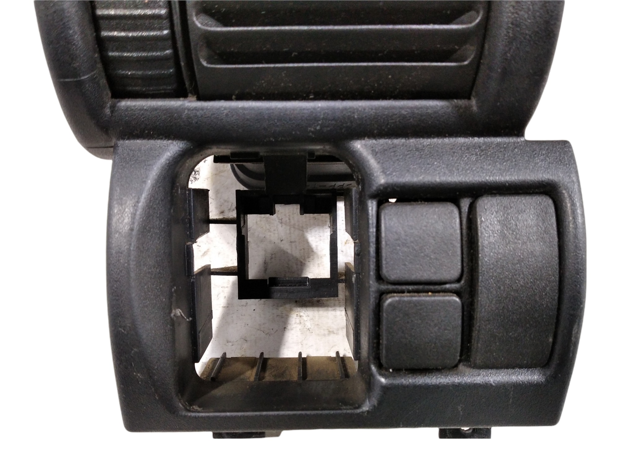 Moldura Difusor Ar Esquerdo Gm Corsa 1994 A 2010 V417 7