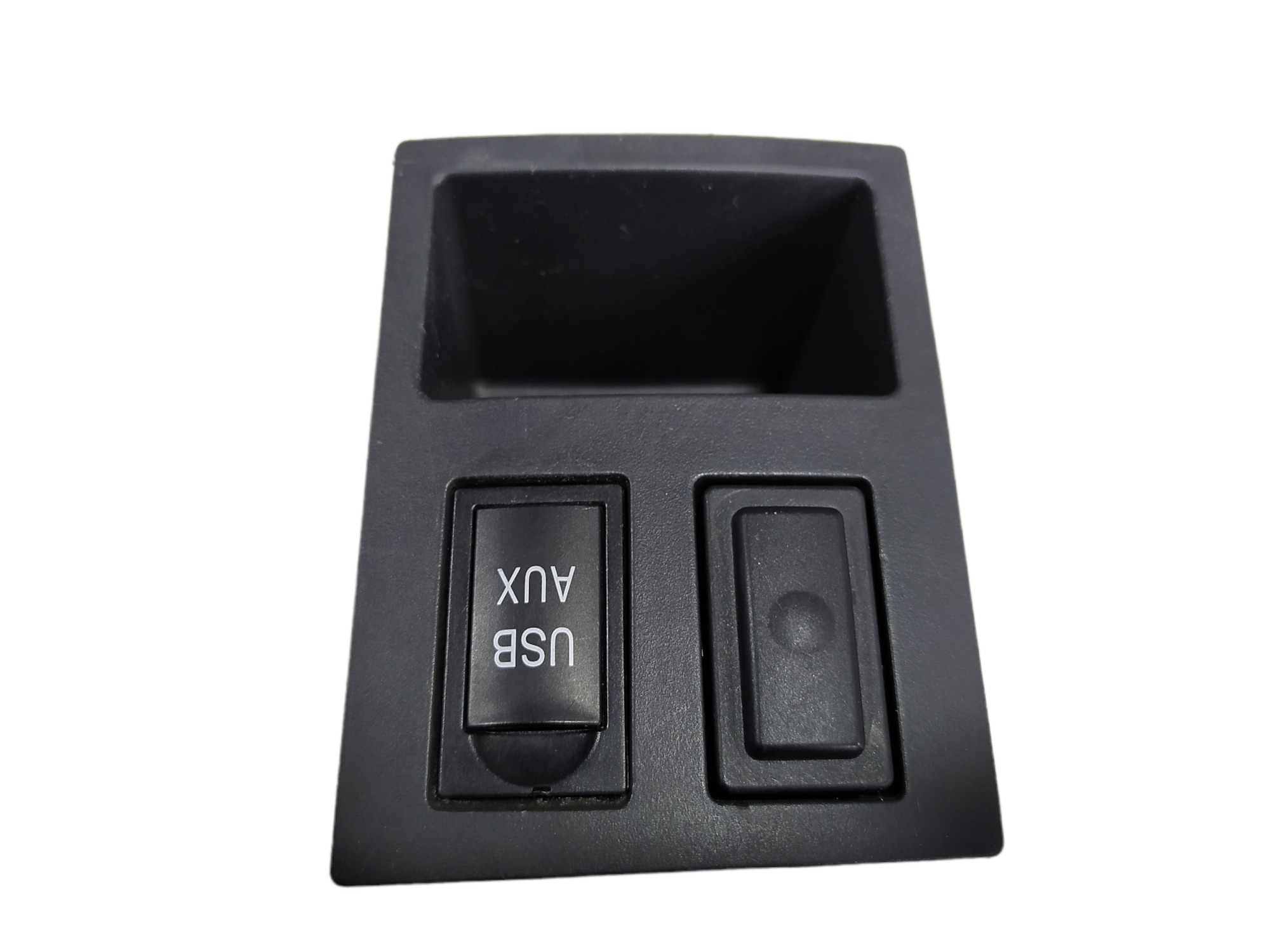 Acabamento Console Com Usb E Auxiliar Lifan X60 2015 V466 3
