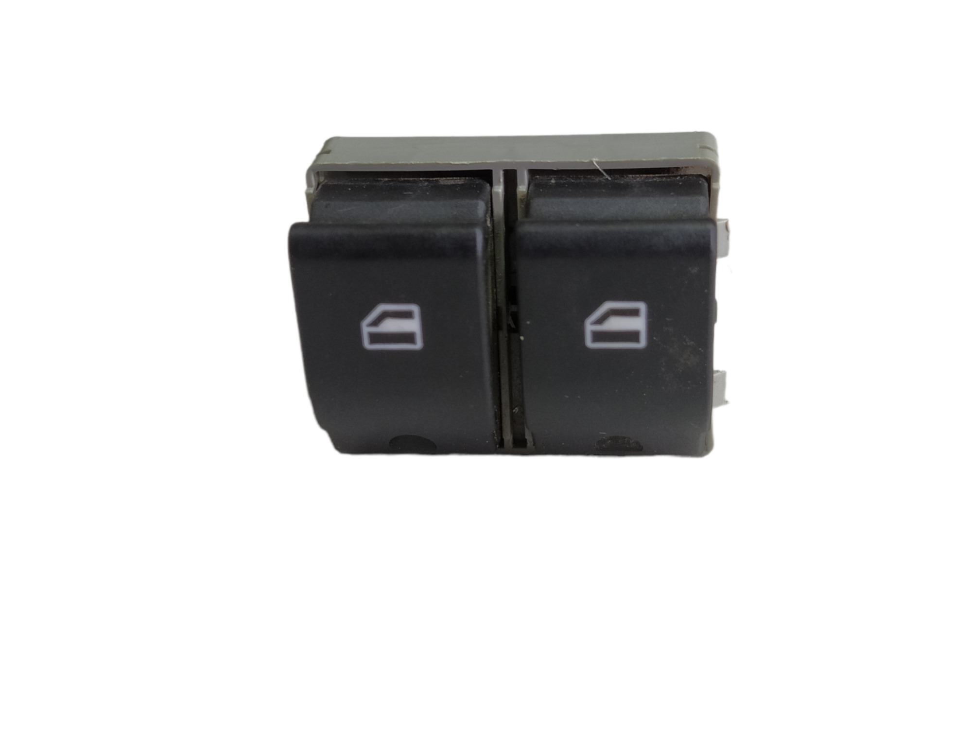 Comando Botao Vidro Esquerdo Vw Saveiro Cross 2020 V467 7