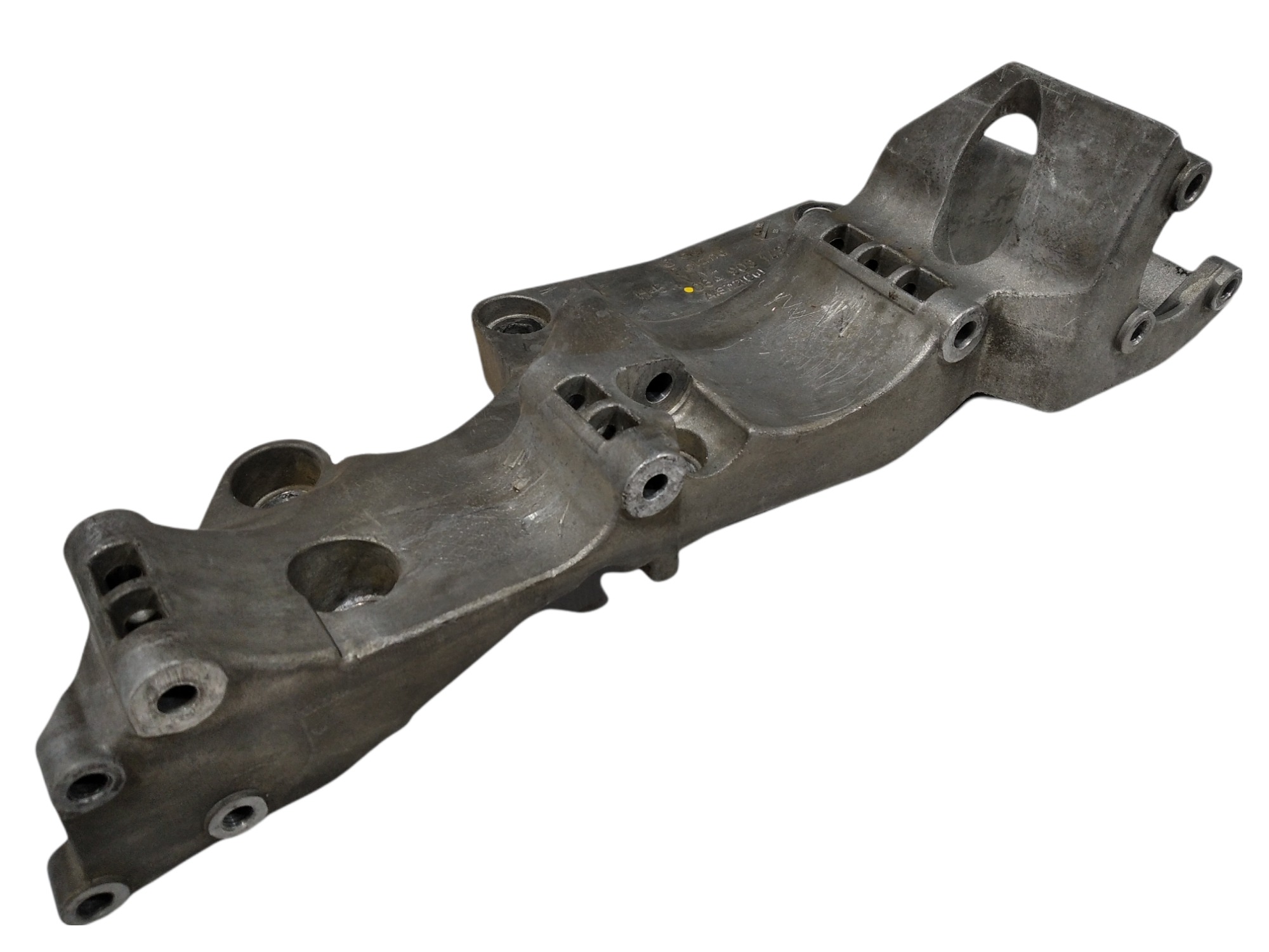 Suporte Compressor Alternador Vw Golf A3 1.6 2.0 V307 2