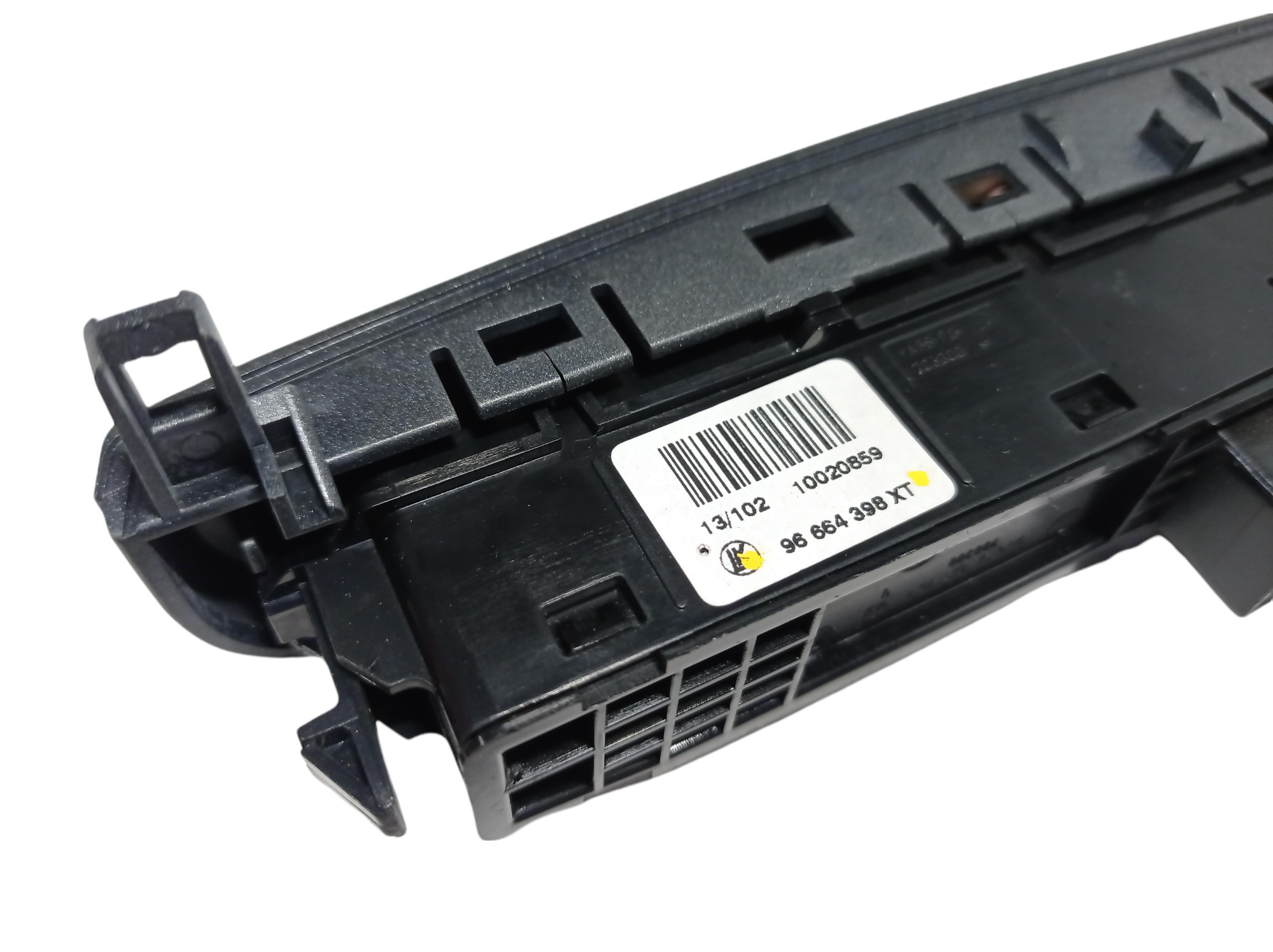 Botão Pisca Alerta Com Moldura Peugeot 308  V311 96664398xt 7