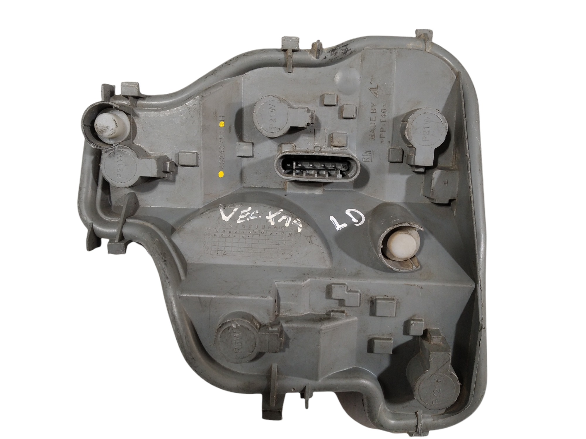 Placa Lanterna Sinaleira Direita Gm Vectra 2007 43240751 4