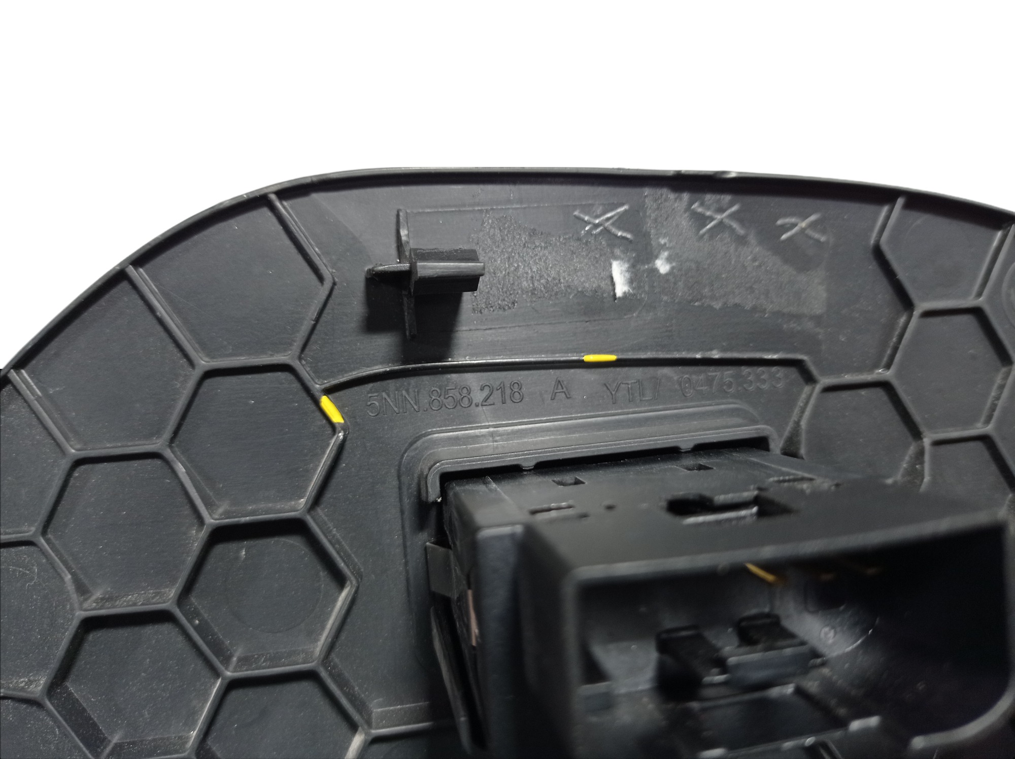 Acabamento Painel Direito Vw Tiguan 2018 A 2020 V419 4