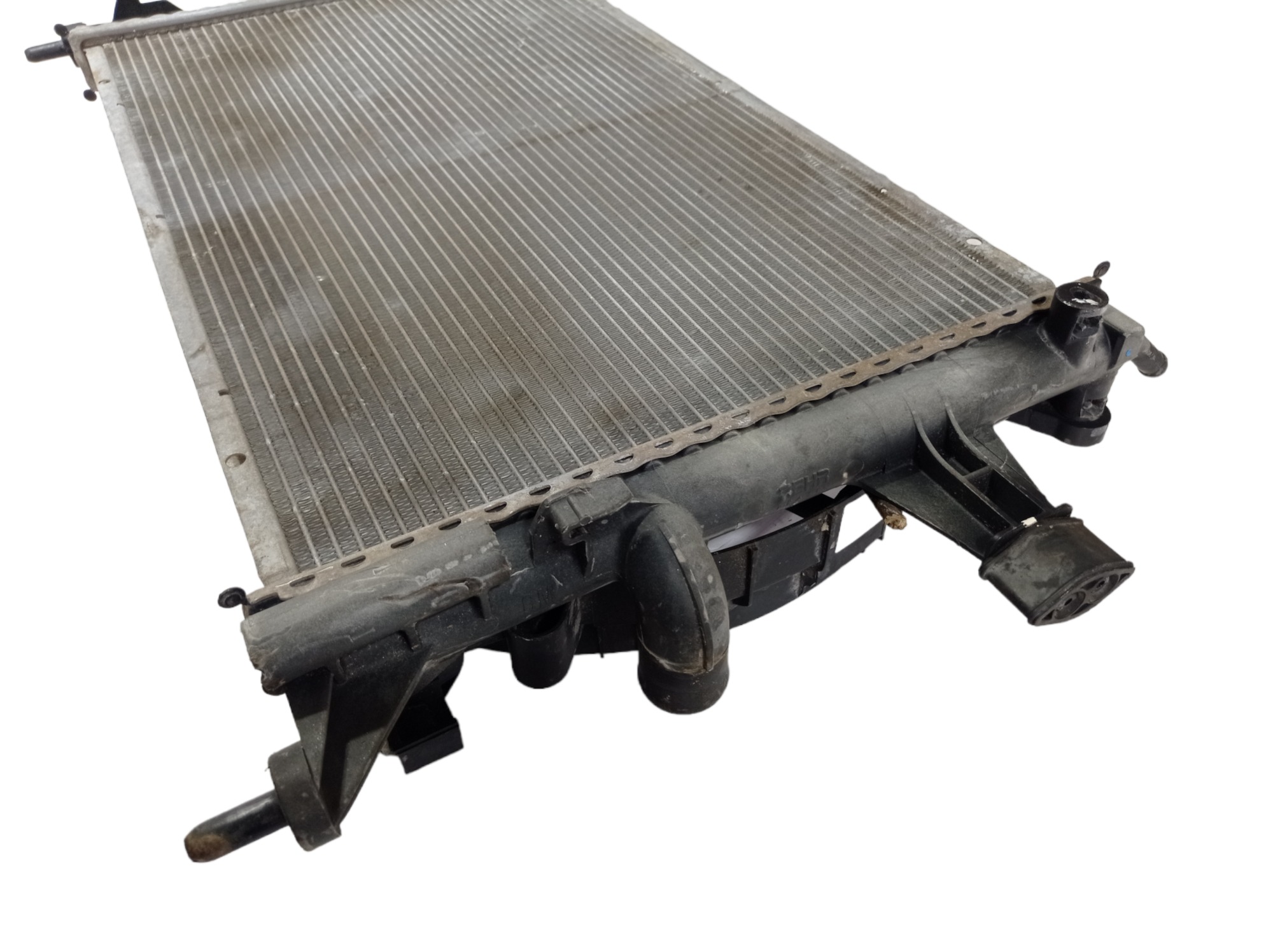 Radiador Ventoinha Gm Zafira 2.0 2005 93277995 V472 8